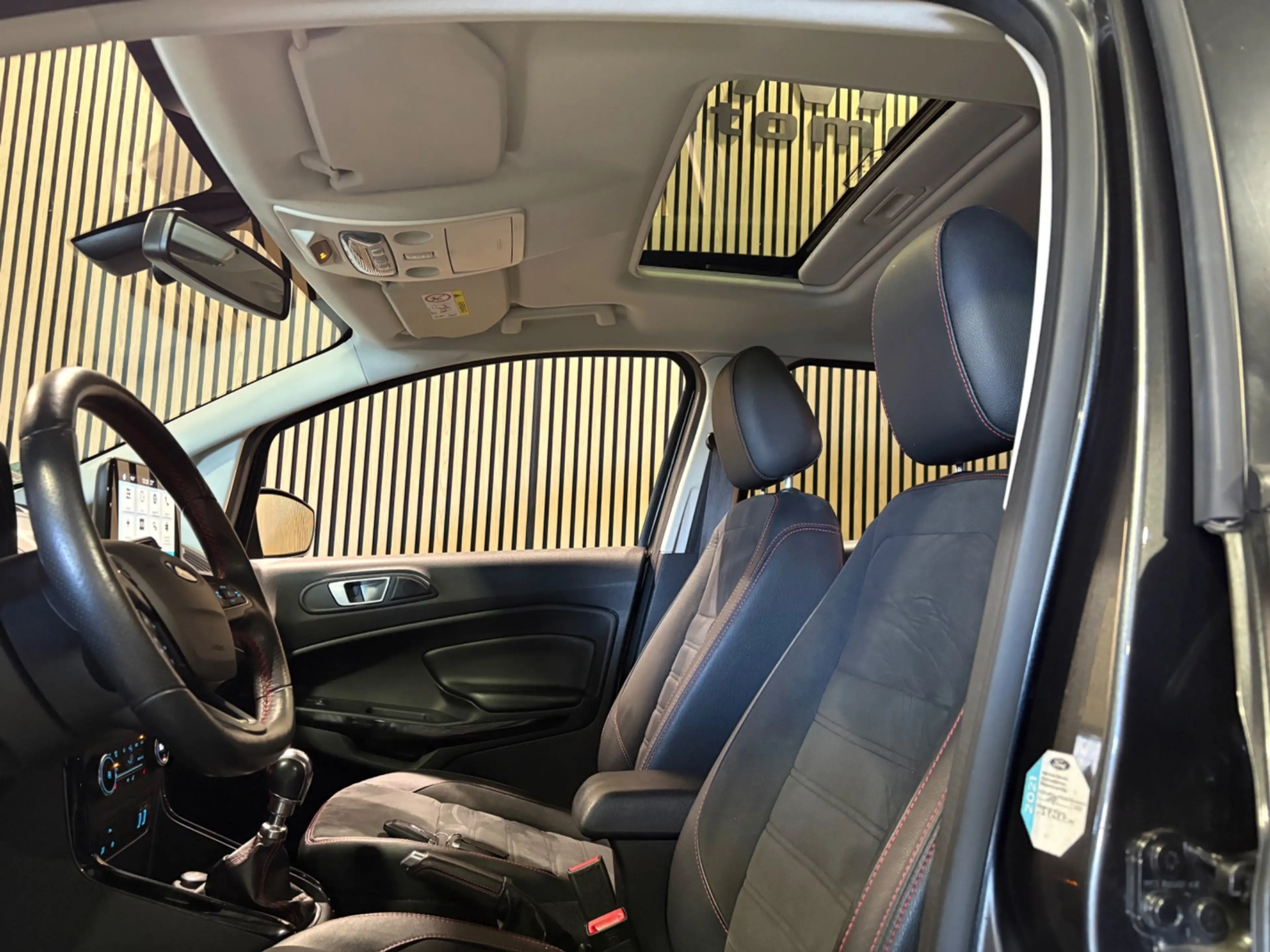Ford EcoSport 1.0 EcoBoost ST-Line — photo 12