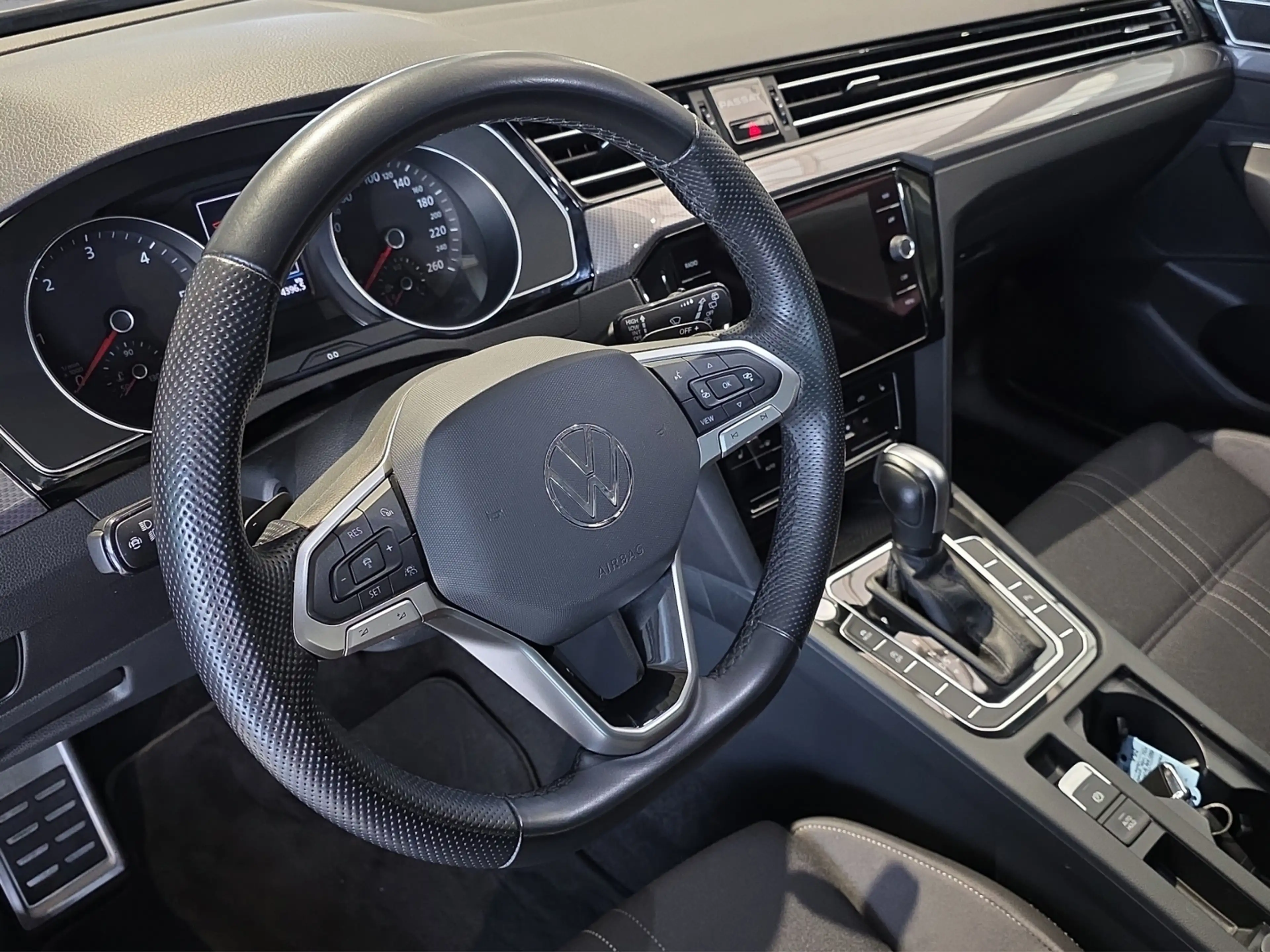 Volkswagen Passat Alltrack 4Motion 2.0 TDI DSG*AHK*ACC* — photo 8
