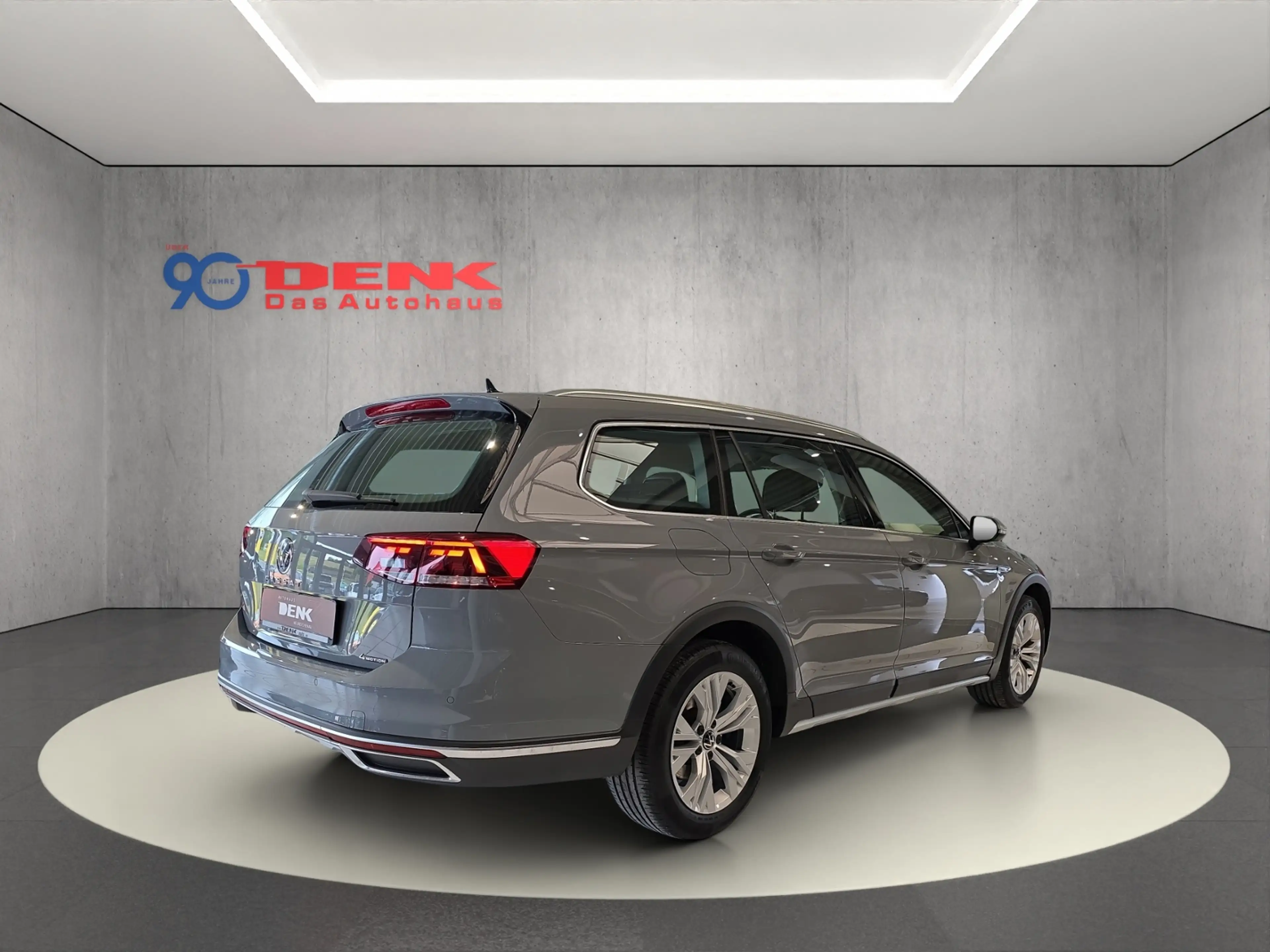Volkswagen Passat Alltrack 4Motion 2.0 TDI DSG*AHK*ACC* — photo 3
