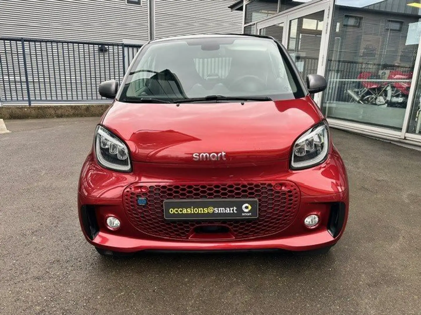 smart forTwo smart fortwo coupe EQ comfort plus Schnelllad 22kw Rot - 2