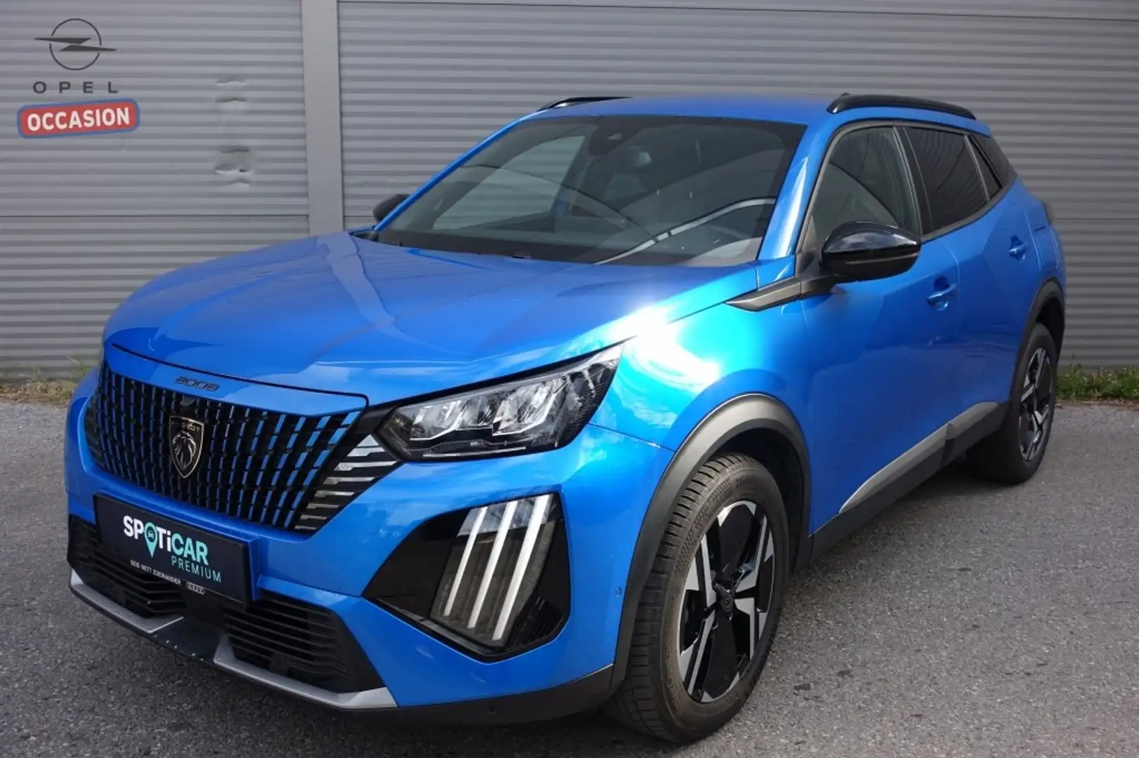 Peugeot 2008 PureTech 100 S&S Allure 6-Gang-Manuell Blauw - 1