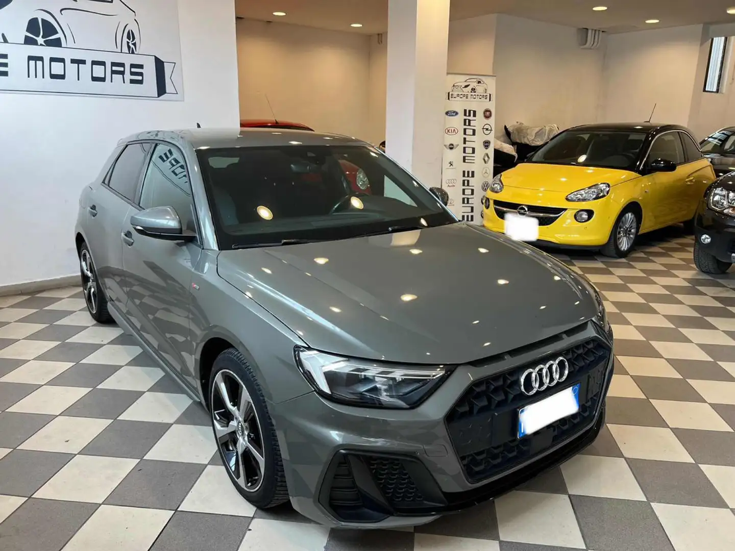 Audi A1 SPB 40 TFSI S tronic S line edition Grigio - 2
