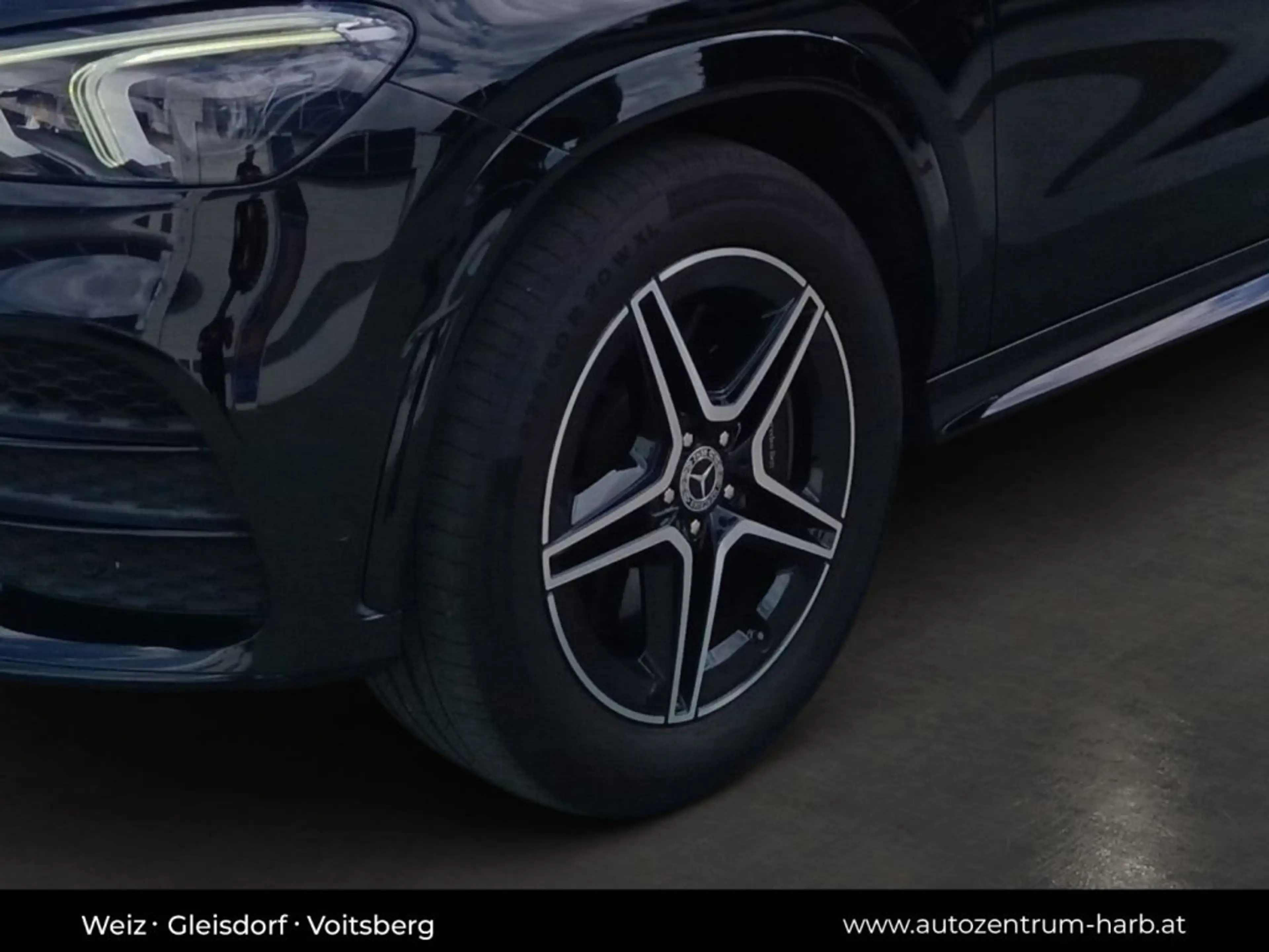 Mercedes-Benz GLE 350 e 4matic — photo 13