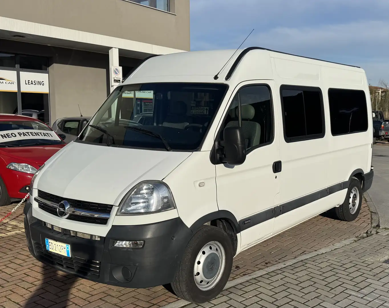 Opel Movano OPEL Movano per trasporto disabili 9 posti Alb - 2