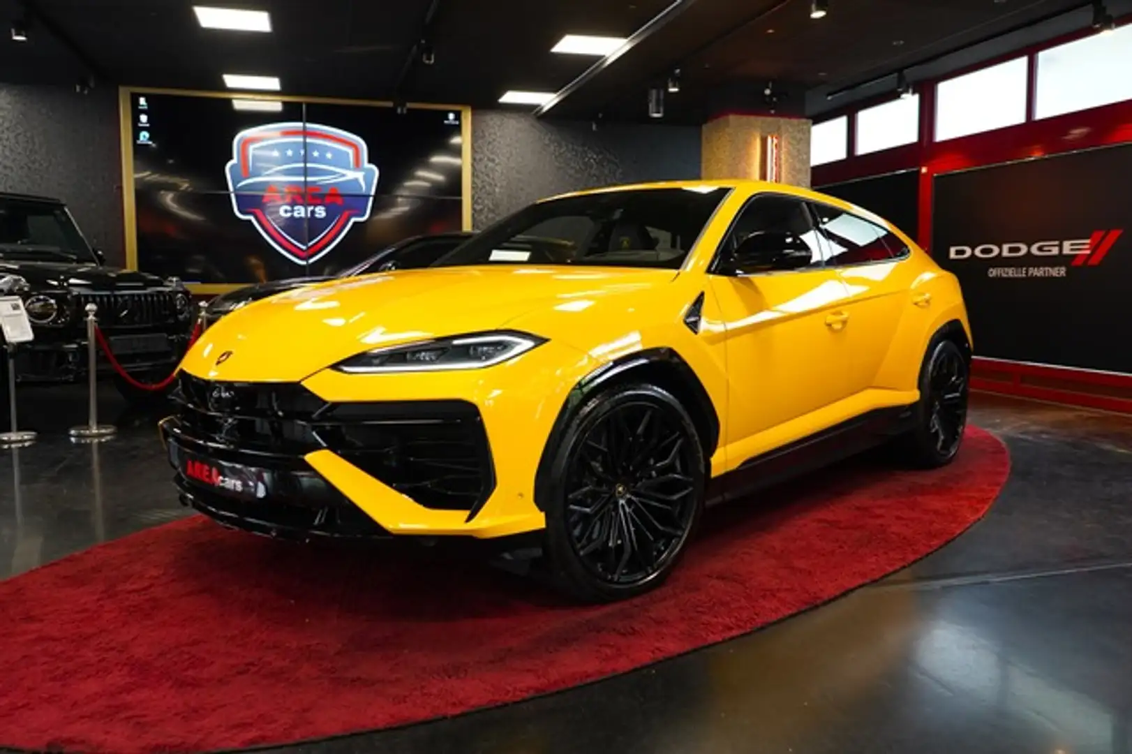 Lamborghini Urus SE STOCK CARBON PANO 360 PD25 Jaune - 2