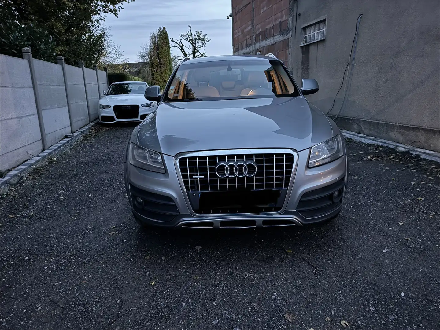 Audi Q5 2.0 TDI 170 DPF Quattro Ambiente - 2