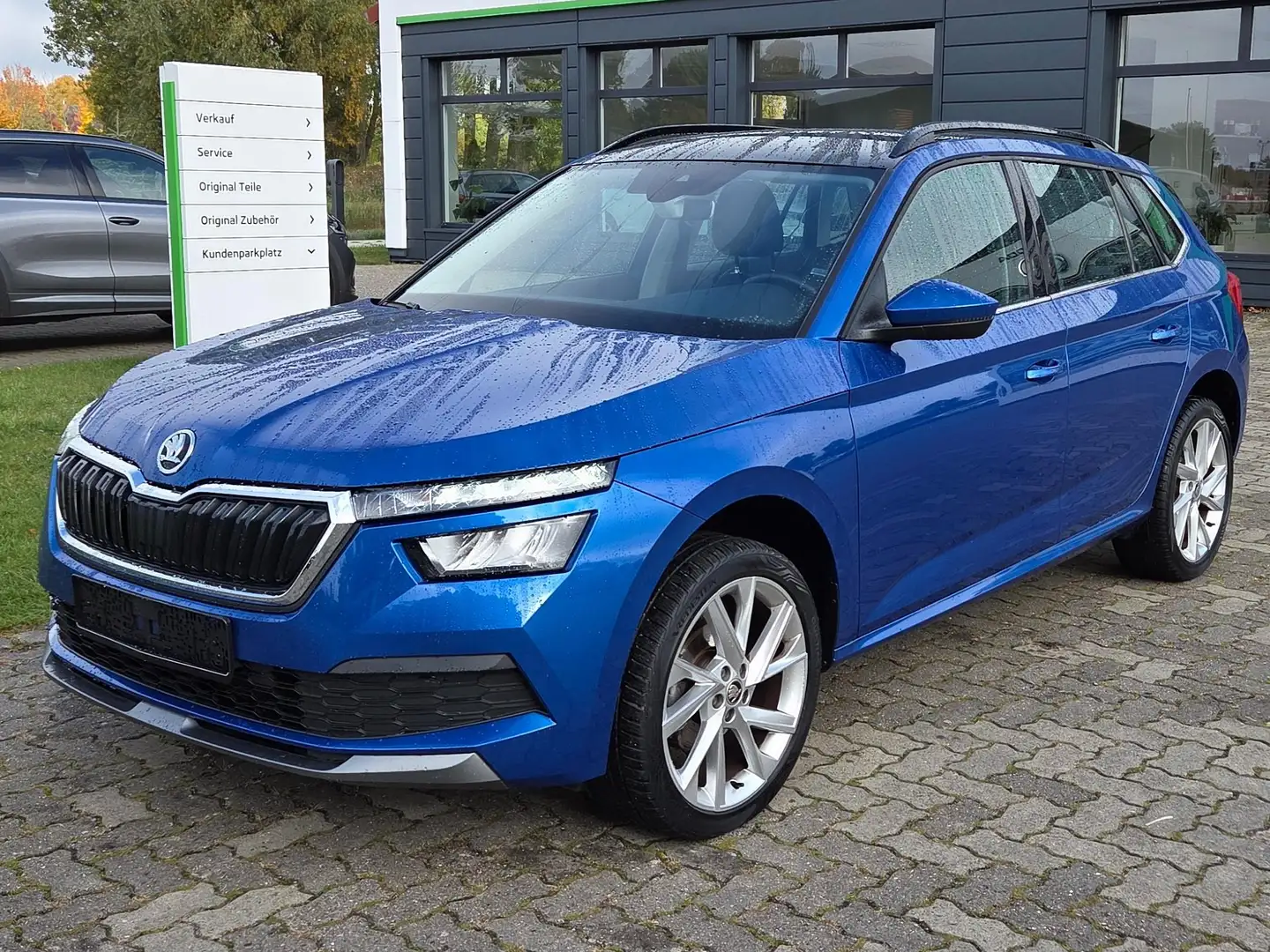 Skoda Kamiq Kamiq 1.5 TSI Ambition Blau - 1