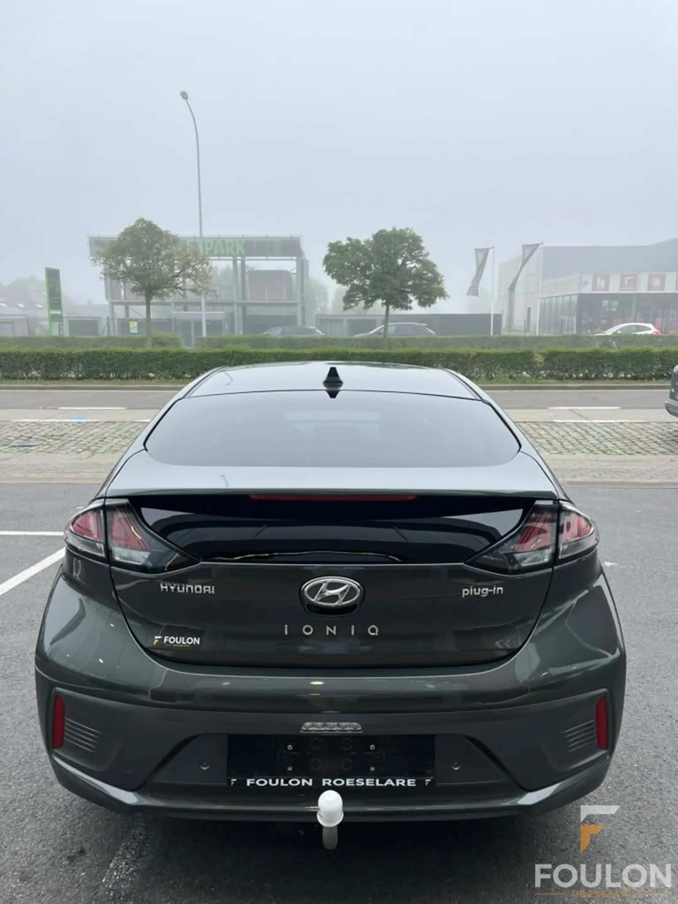 Hyundai IONIQ 1.6 GDi PLUG-IN Shine + Afneembare Trekhaak — photo 3