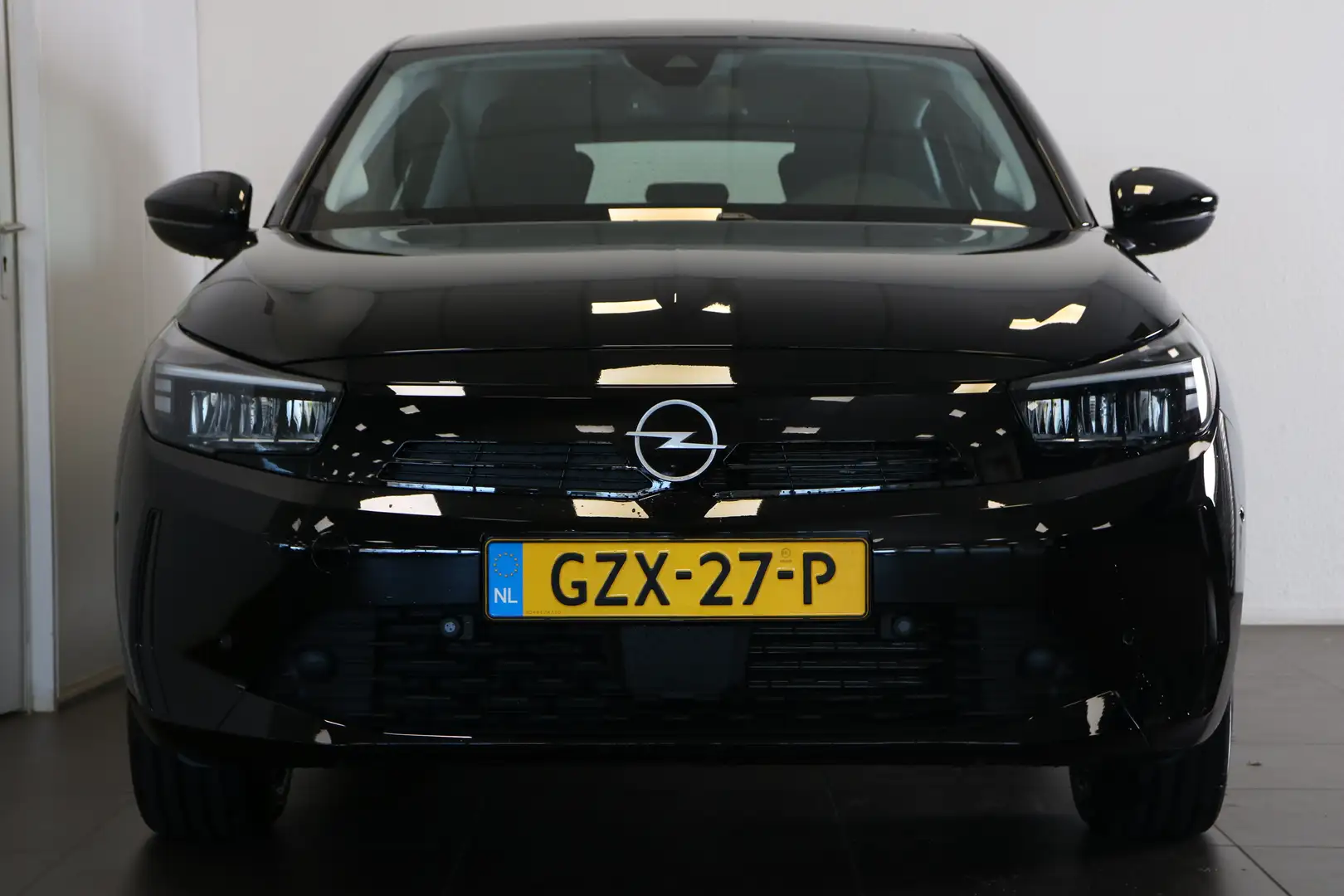 Opel Corsa 1.2 Edition 74 | Achteruitrijcamera | Airco | Appl Zwart - 2