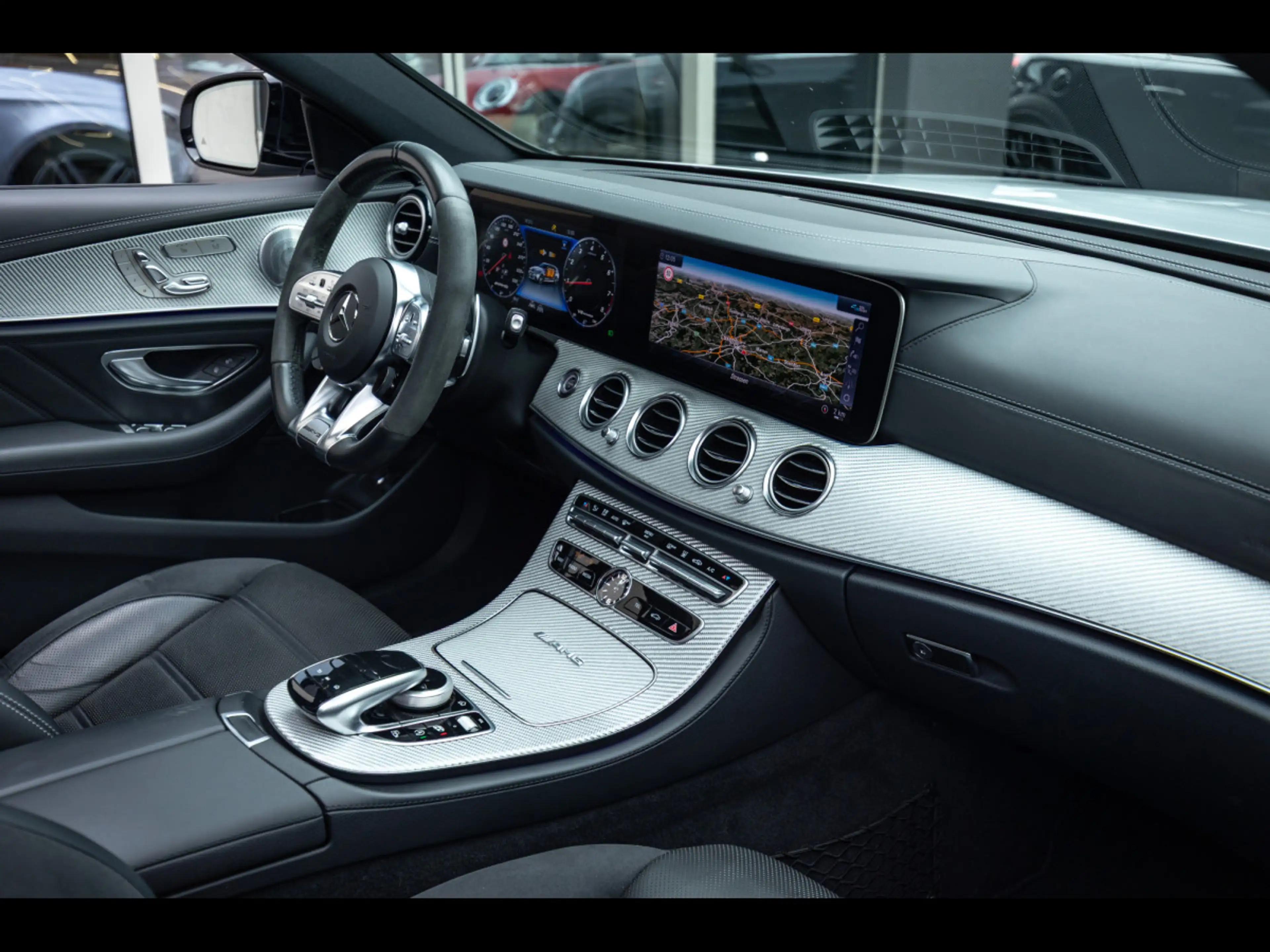 Mercedes-Benz E 63 AMG T-MODELL 4M+°NIGHT°360°PANO°HUD°BURM — photo 15