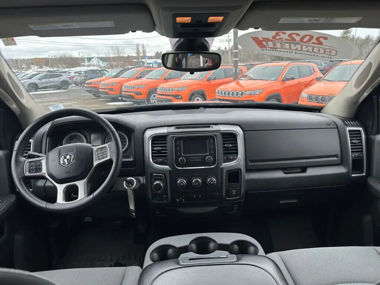 RAM 1500 снимка RAM 1500