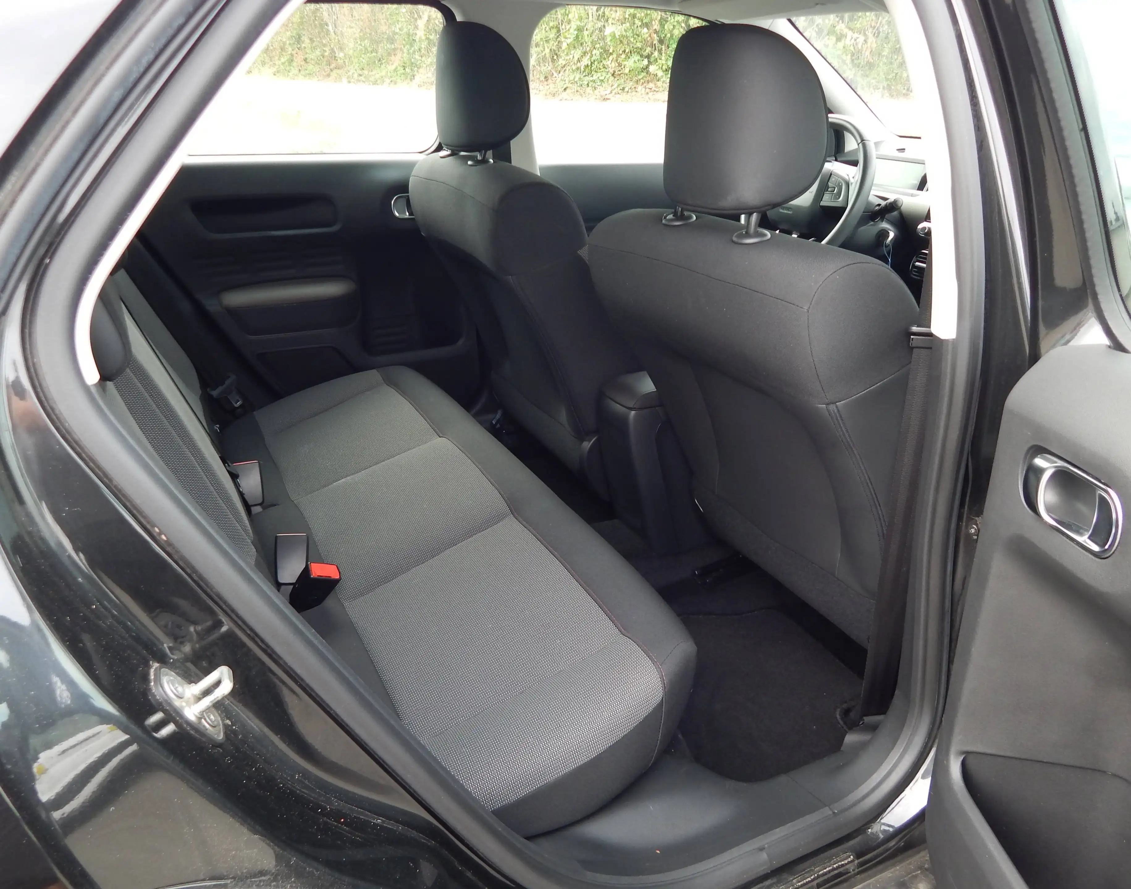 Citroen C4 Cactus Feel 2.Hand~KAMERA~NAVI~TÜV~SHZ~PDC~ — photo 16