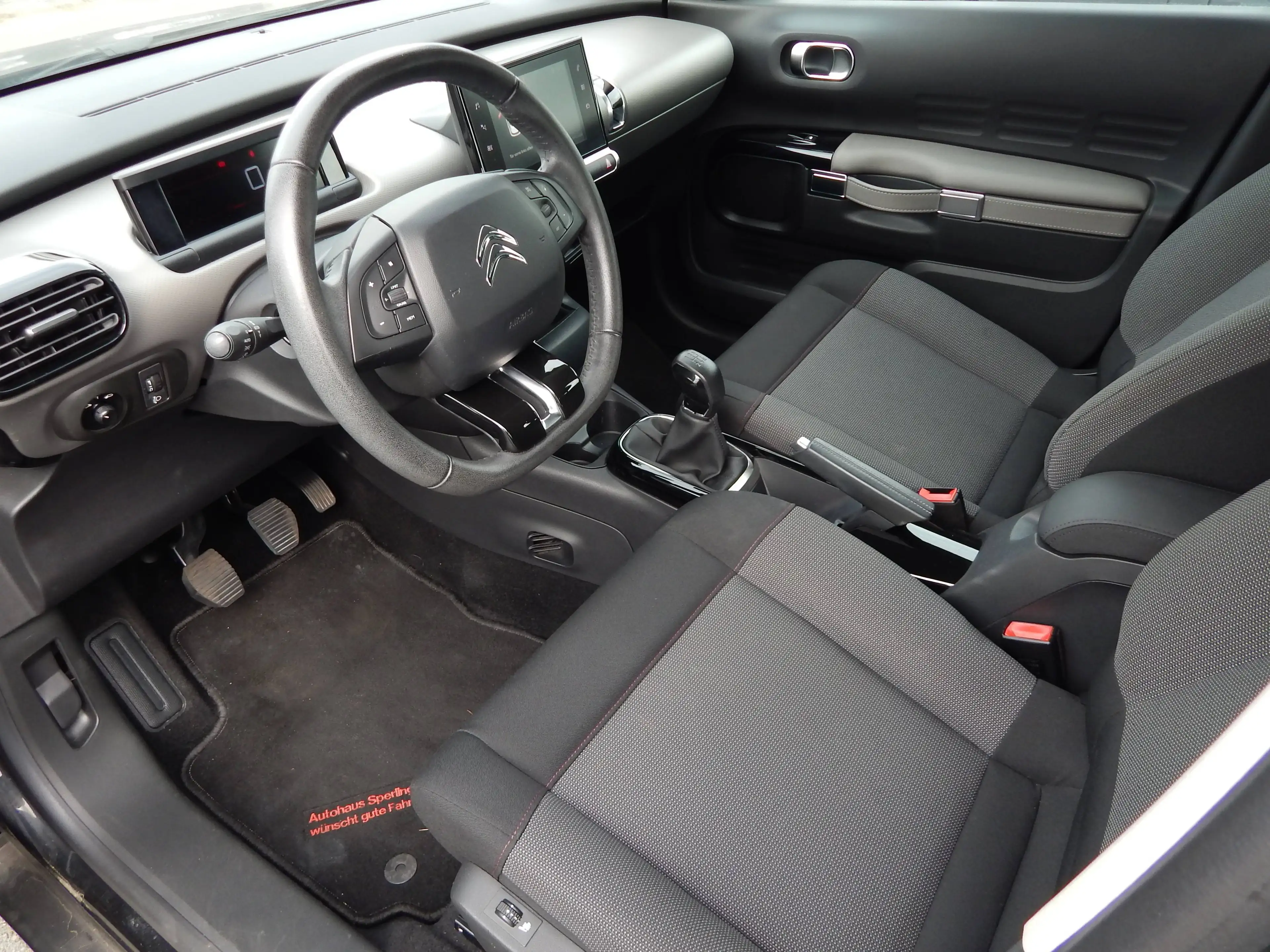 Citroen C4 Cactus Feel 2.Hand~KAMERA~NAVI~TÜV~SHZ~PDC~ — photo 11