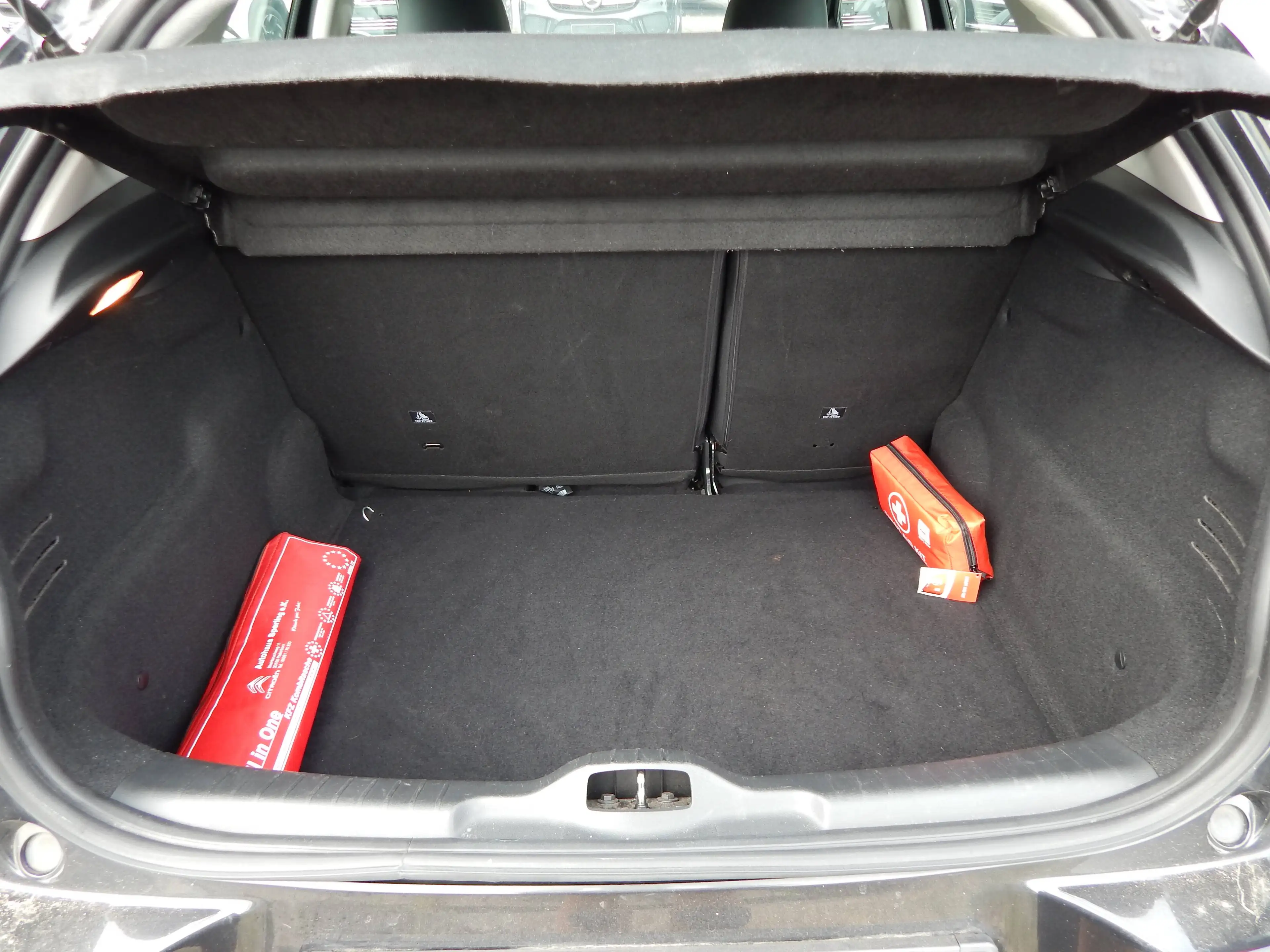 Citroen C4 Cactus Feel 2.Hand~KAMERA~NAVI~TÜV~SHZ~PDC~ — photo 21
