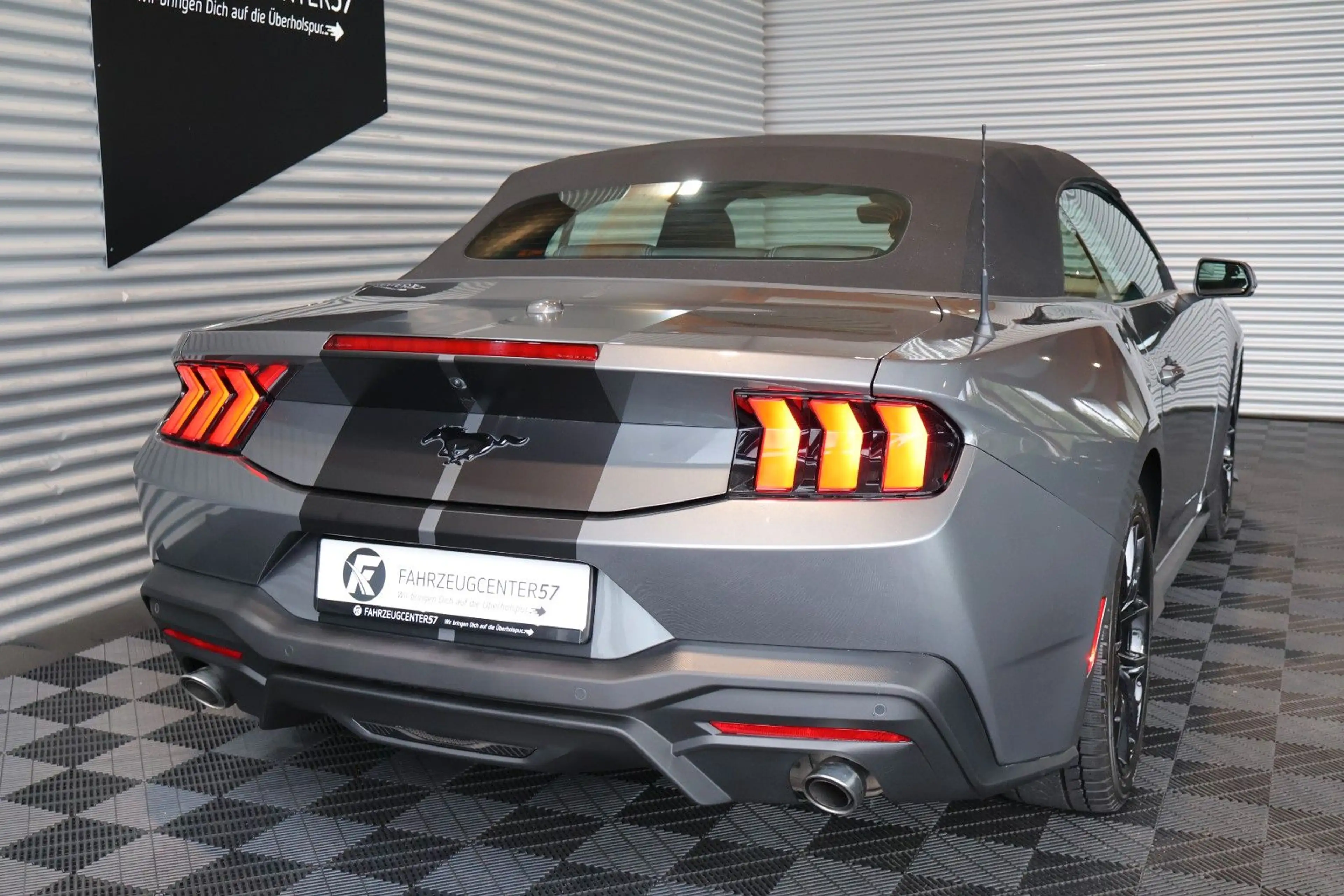 Ford Mustang 2.3L EcoBoost LED/RFK/CARPLAY/KAMERA — photo 8