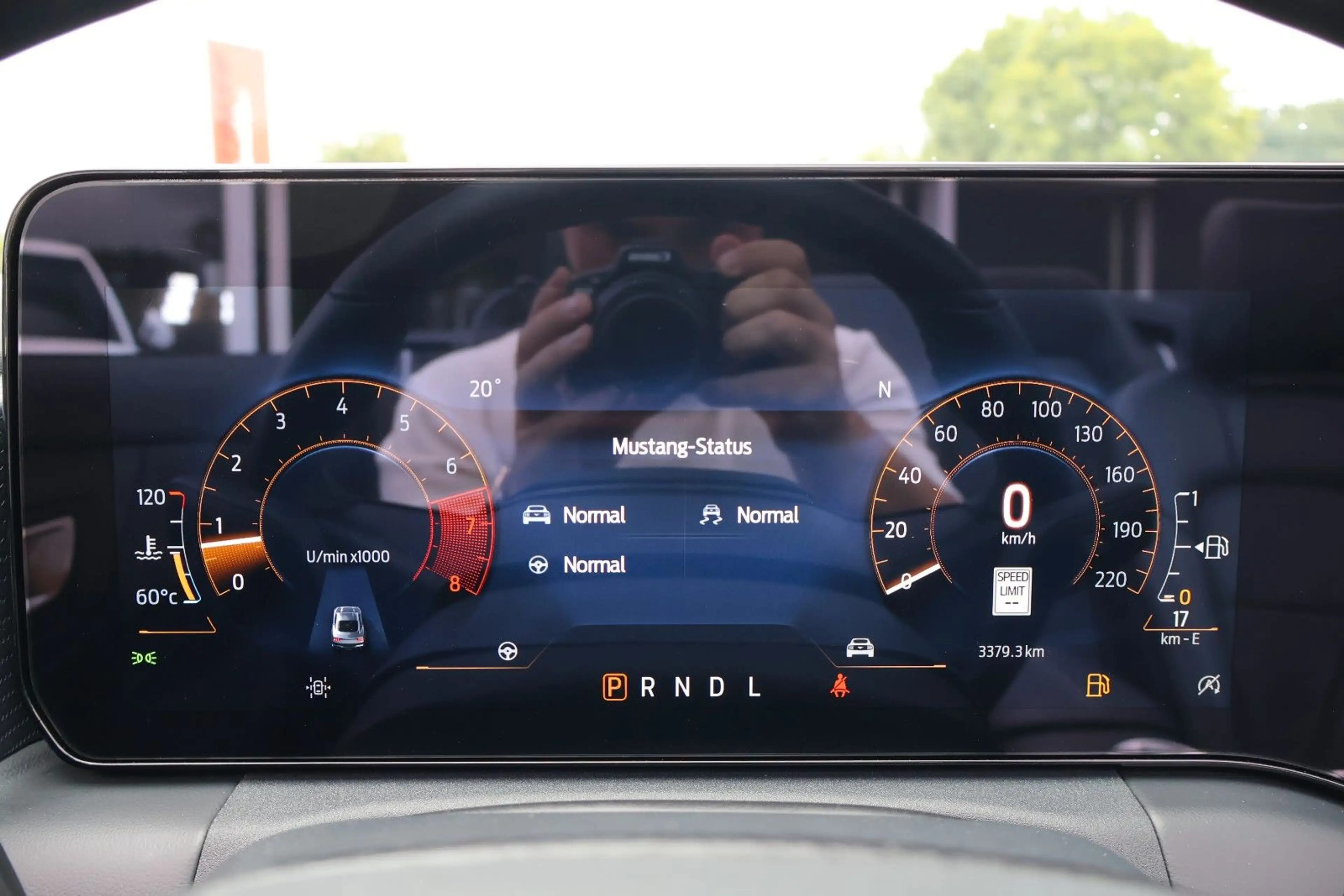 Ford Mustang 2.3L EcoBoost LED/RFK/CARPLAY/KAMERA — photo 14