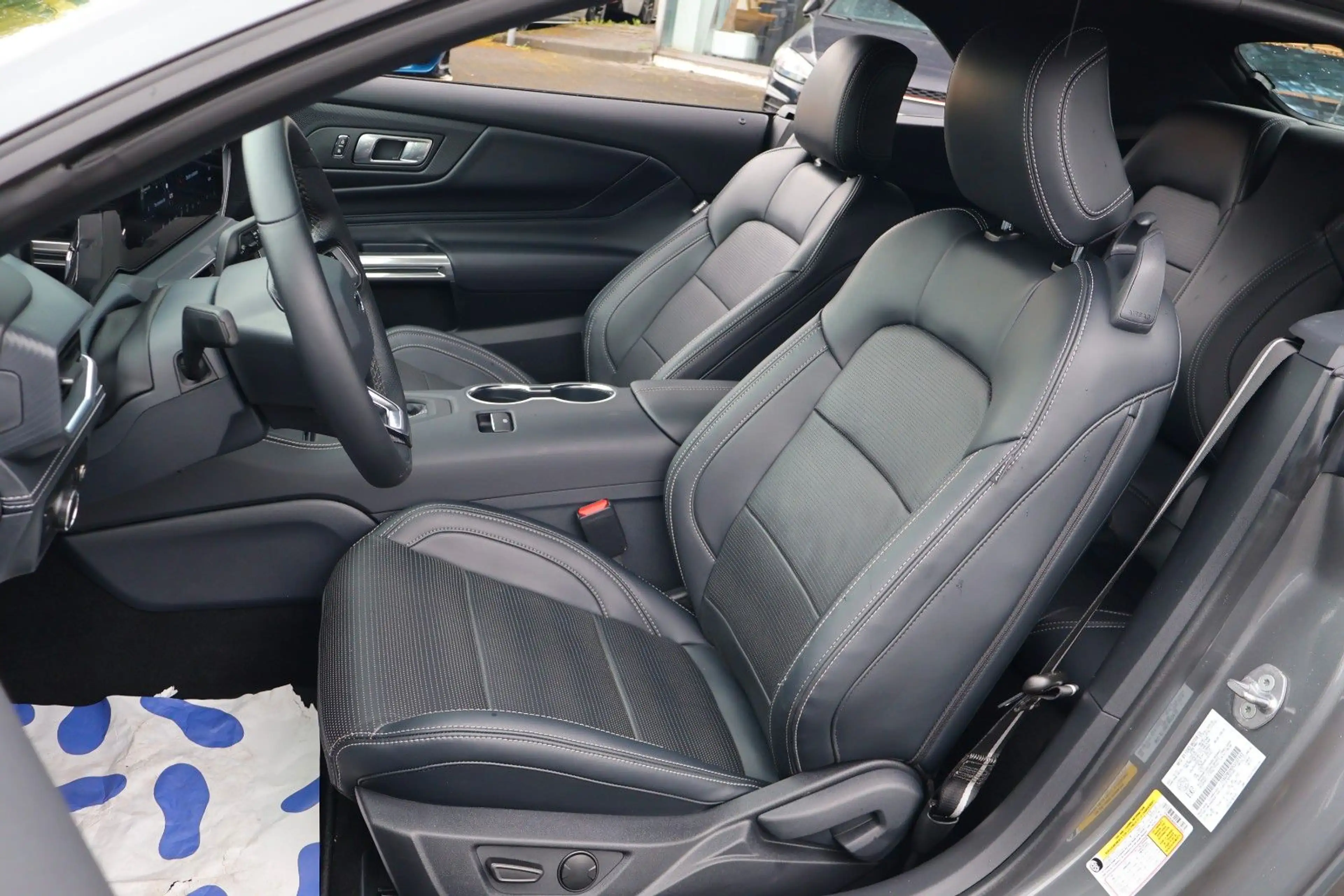 Ford Mustang 2.3L EcoBoost LED/RFK/CARPLAY/KAMERA — photo 12