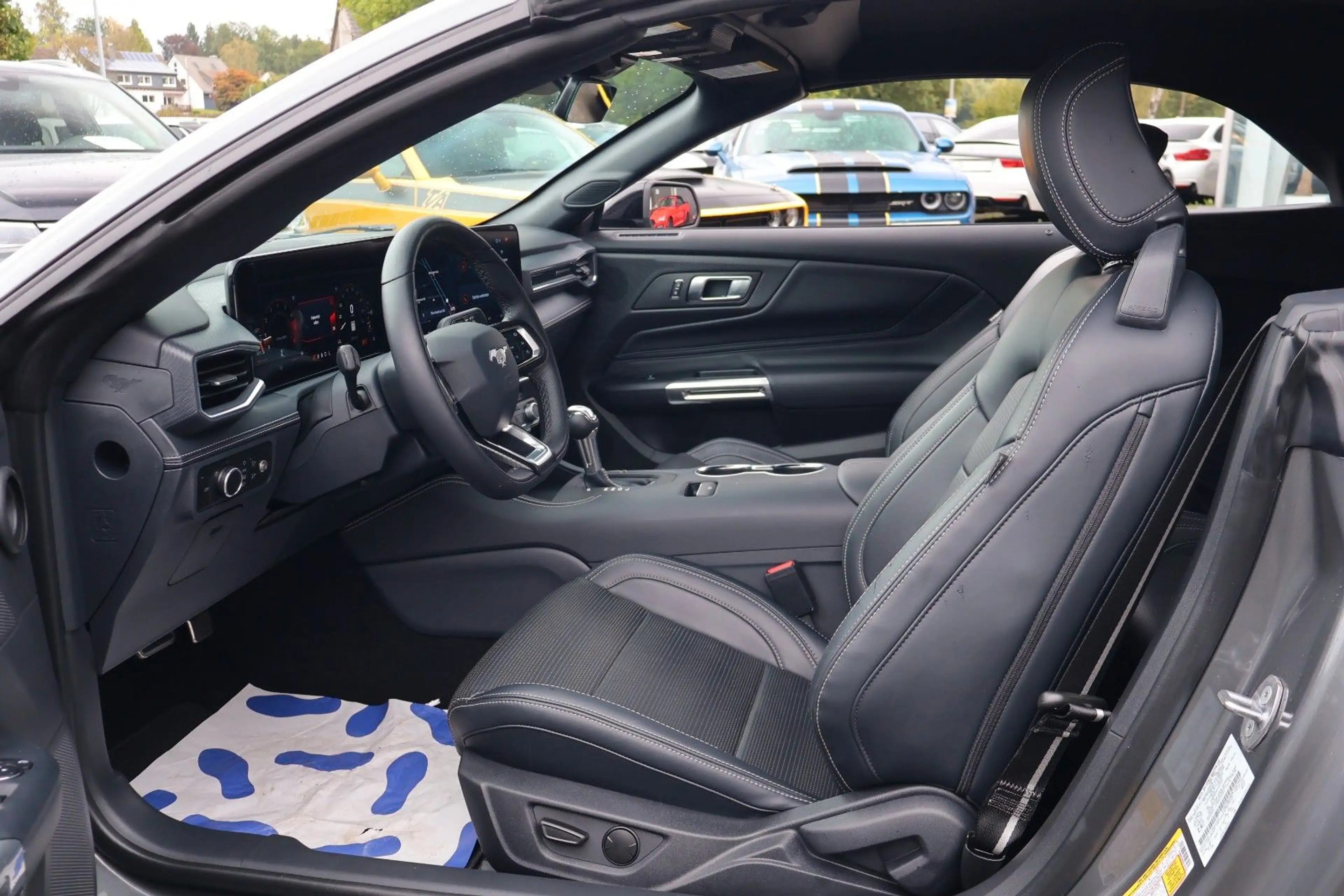 Ford Mustang 2.3L EcoBoost LED/RFK/CARPLAY/KAMERA — photo 10
