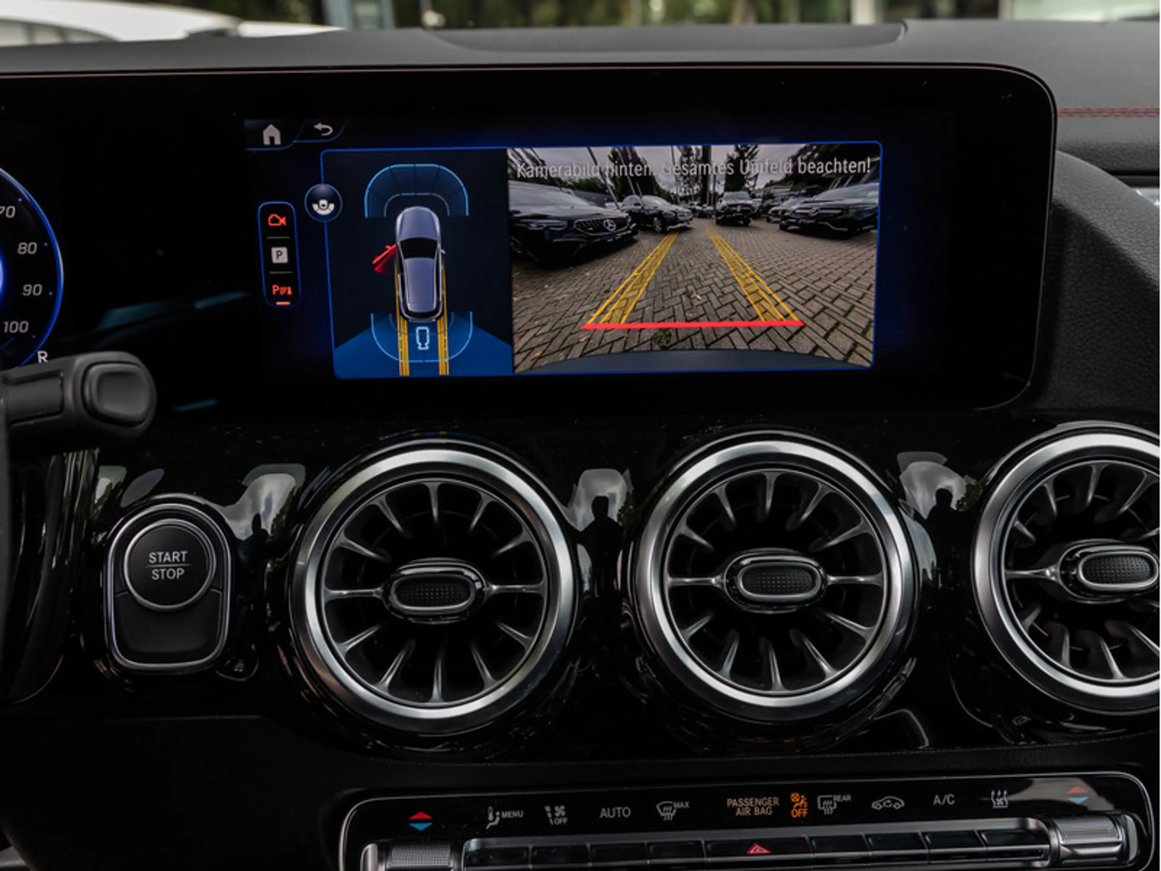 Mercedes-Benz EQA 250 + AMG-Sport/LED/Kamera/THERMOTRONIC/Totw — photo 14