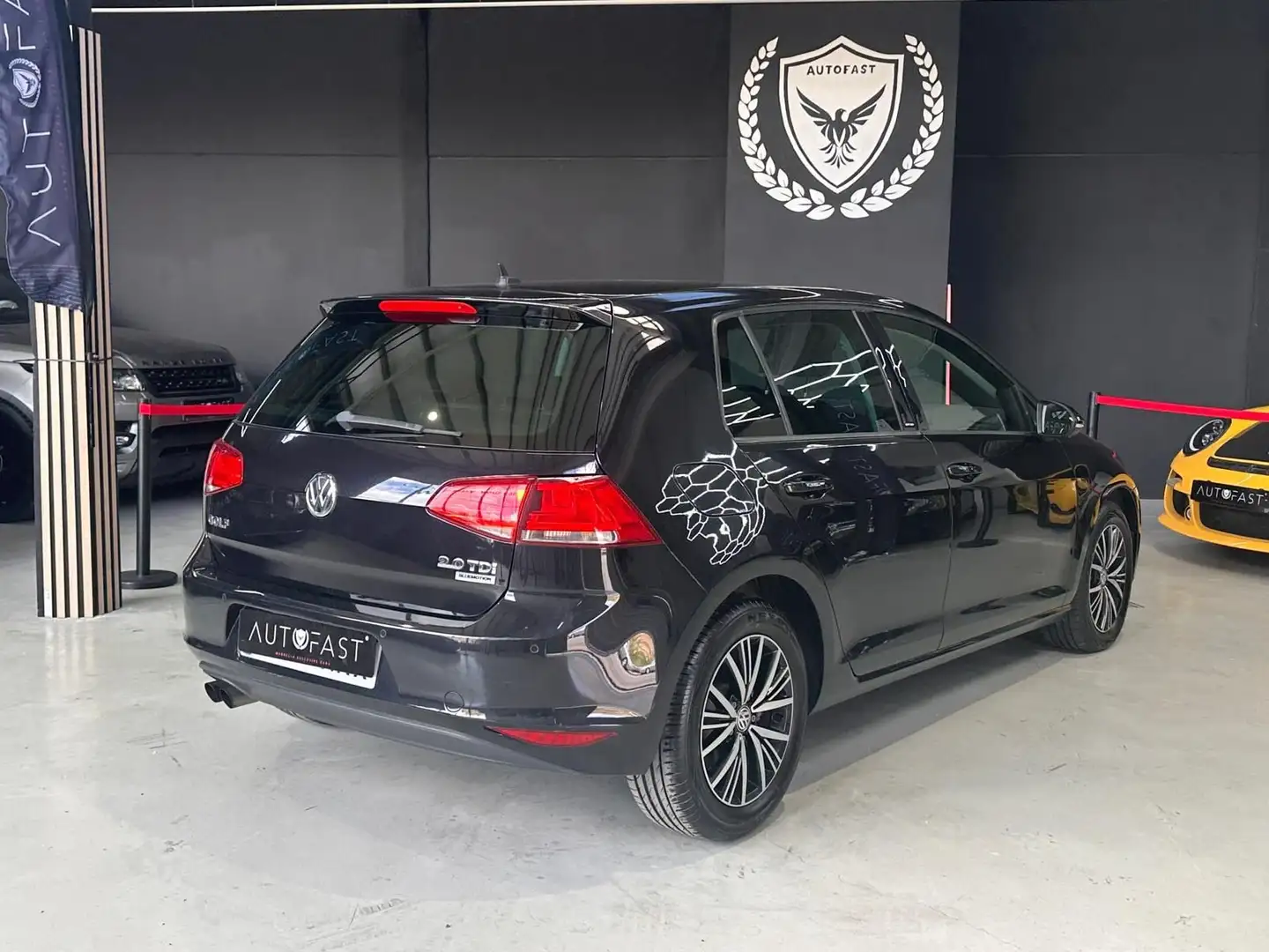 Volkswagen Golf VII 2.0 TDI Allstar BlueMotion Tech Negro - 2
