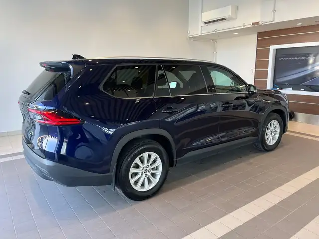 Toyota Grand Highlander 2024 — photo 8