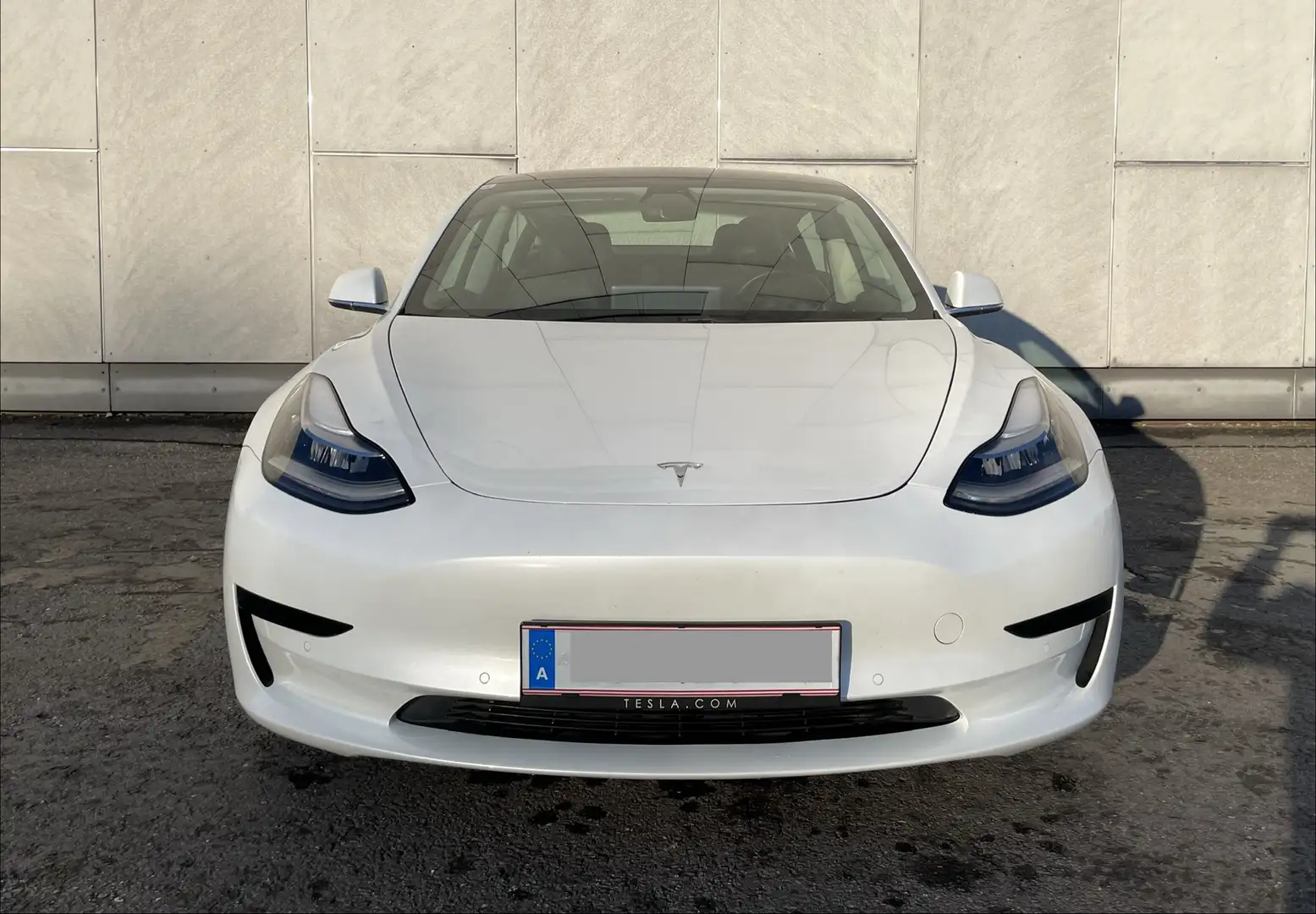Tesla Model 3 Standard Reichweite Plus Hinterradantrieb Weiß - 2