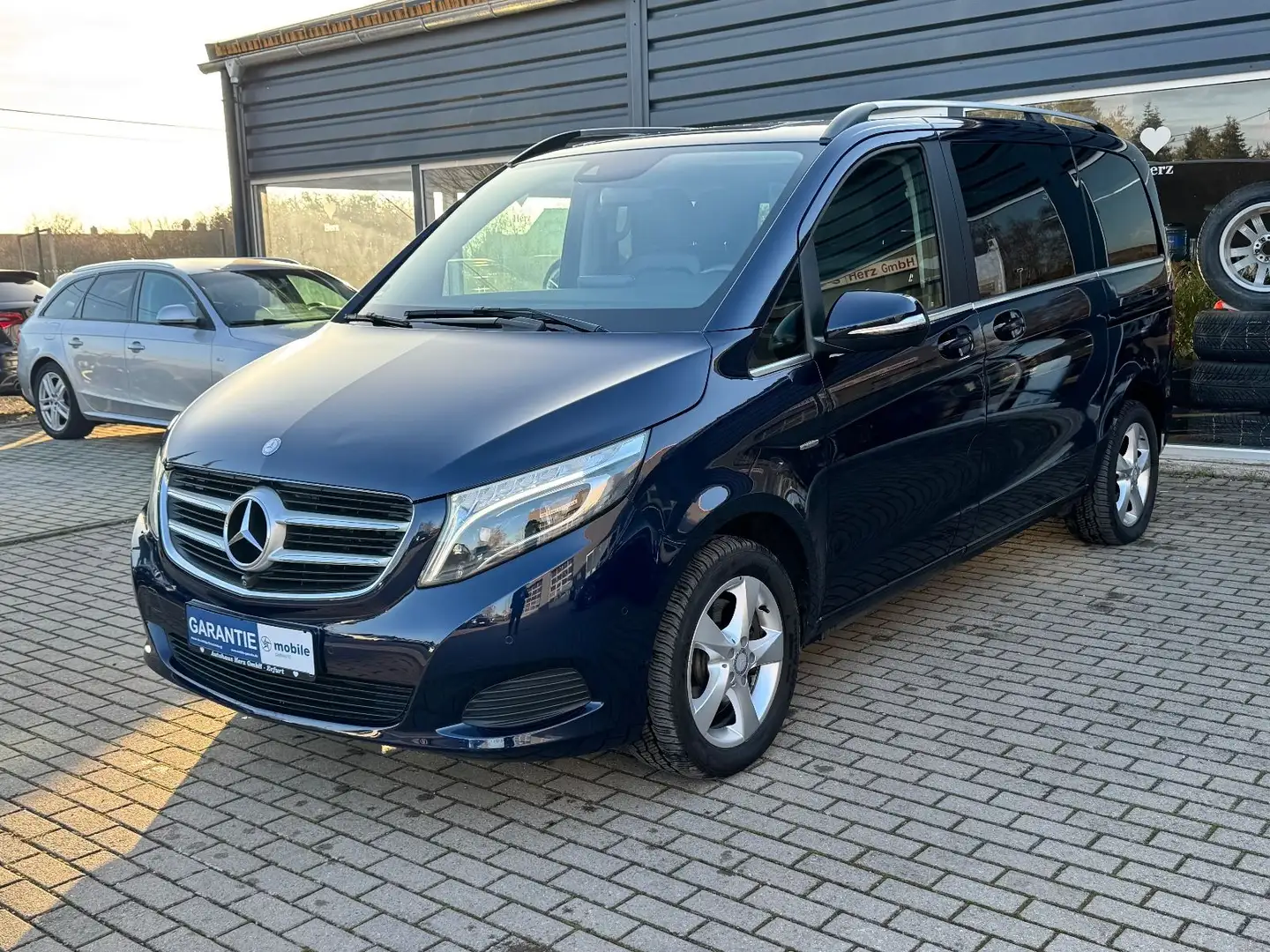 Mercedes-Benz V 250 *GARANTIE*4Matic*Standheiz*Kompakt*360Kam. Azul - 1