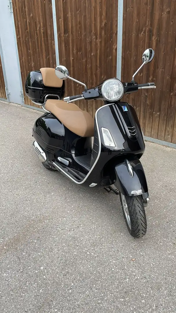 Vespa GTS 125 ABS Noir - 1