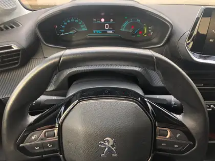 Annonce voiture d'occasion Peugeot e-208 - CARADIZE