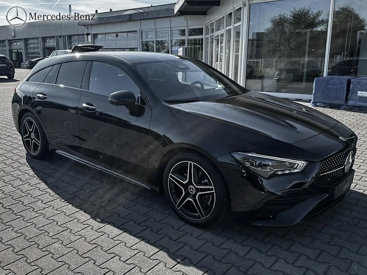 Mercedes-Benz CLA 200 AMG MBUX+360°+M-LED+18 Noir - 2