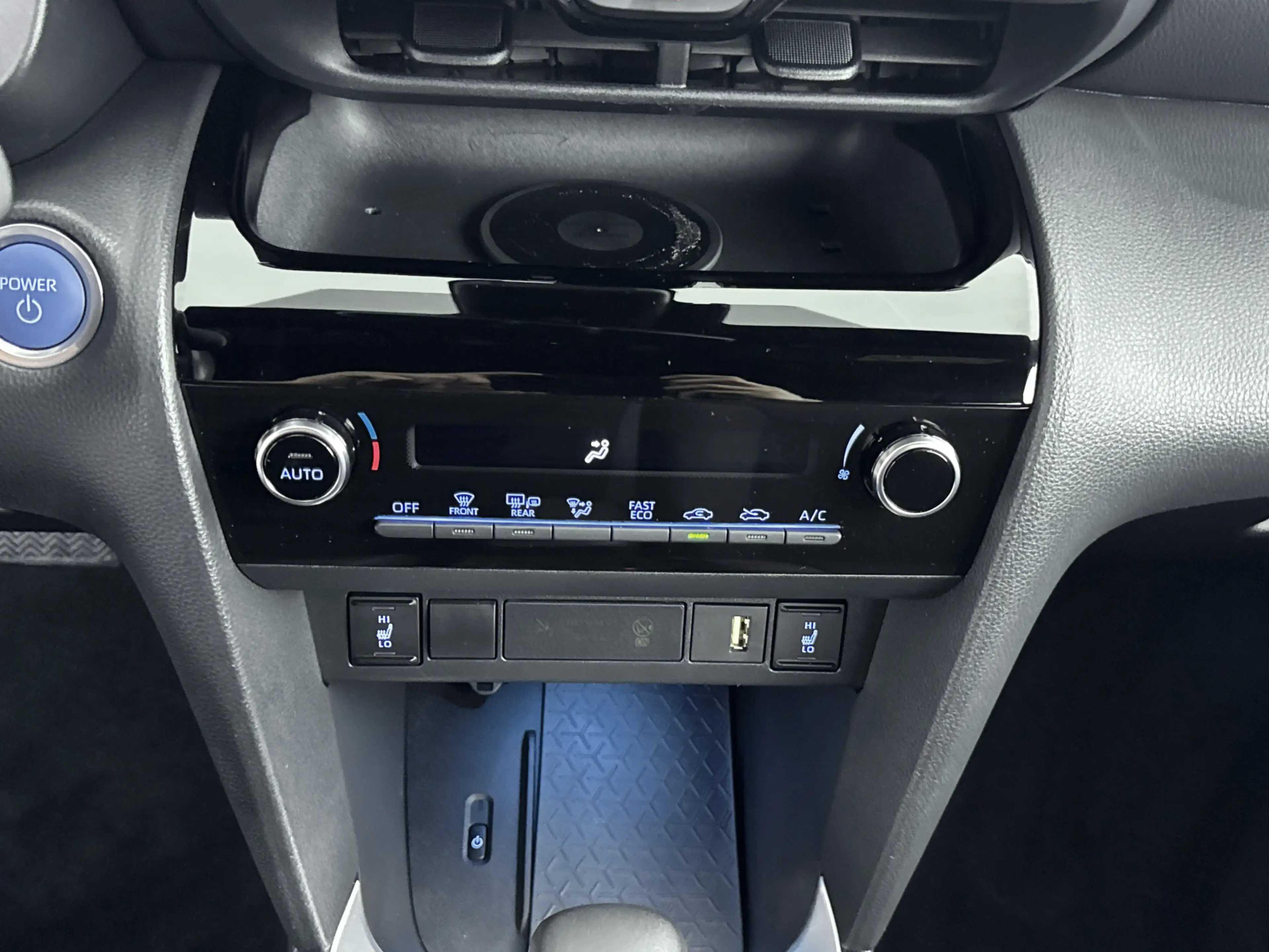 Toyota Yaris Cross 1.5 Hybrid Dynamic | Voorruit-Stuur-Stoelverwarmin — photo 9
