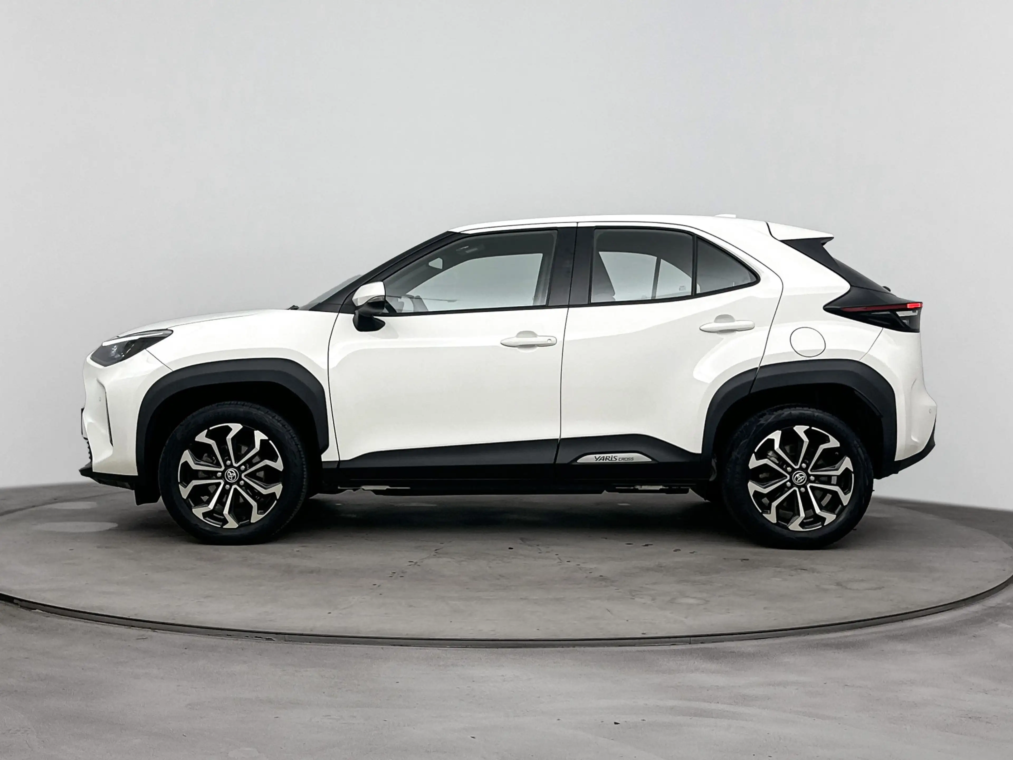 Toyota Yaris Cross 1.5 Hybrid Dynamic | Voorruit-Stuur-Stoelverwarmin — photo 3