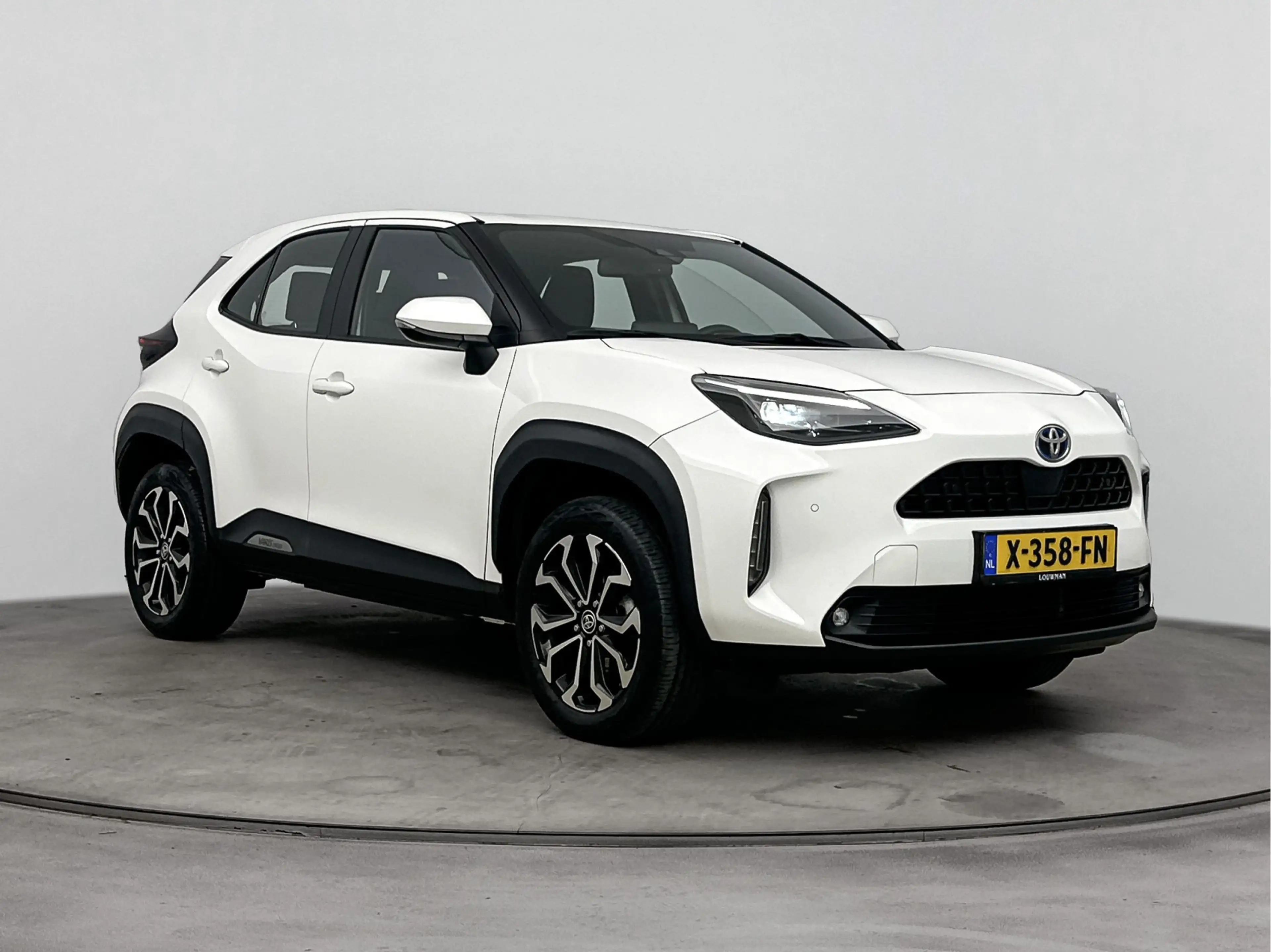 Toyota Yaris Cross 1.5 Hybrid Dynamic | Voorruit-Stuur-Stoelverwarmin — photo 12