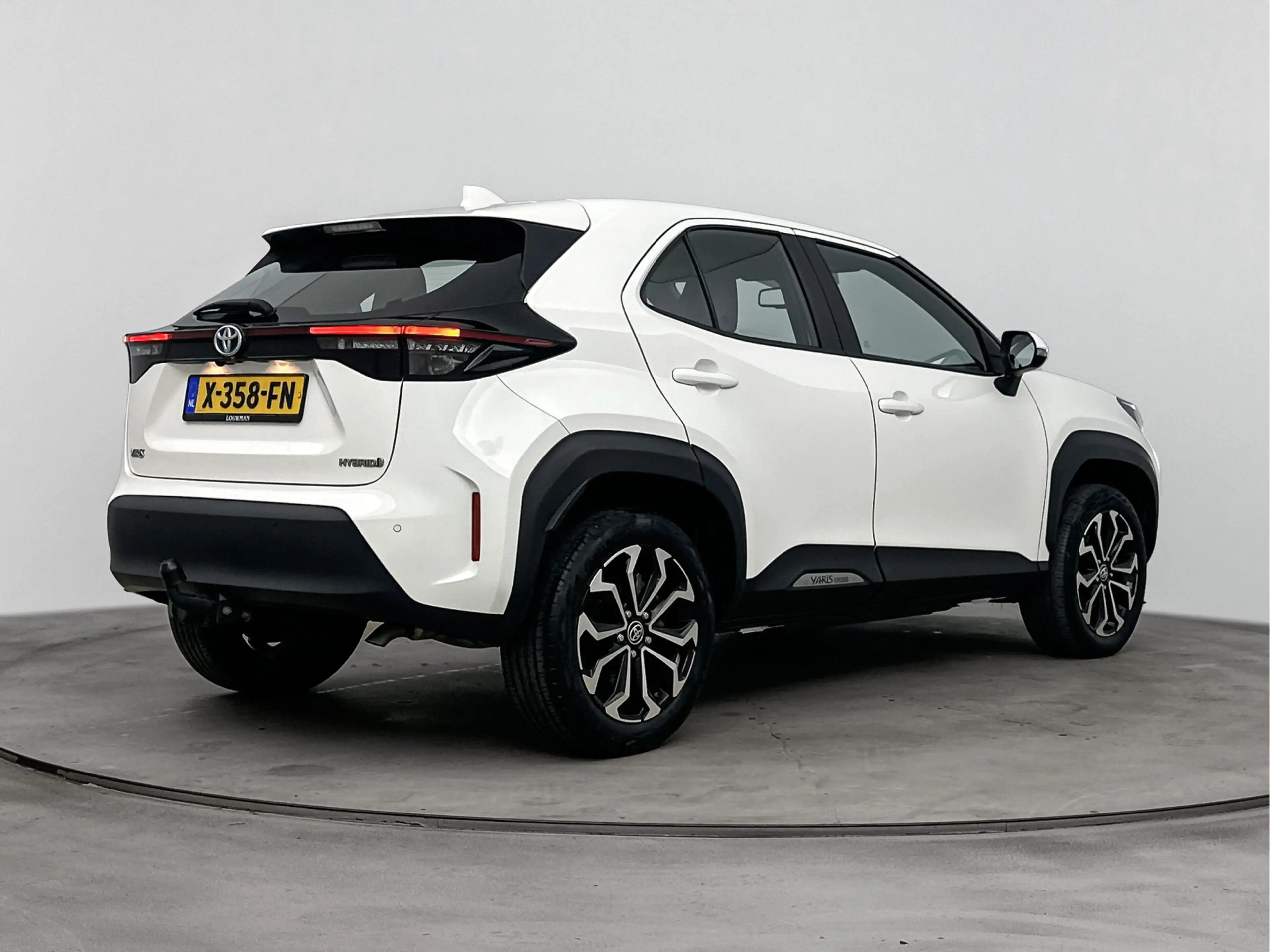 Toyota Yaris Cross 1.5 Hybrid Dynamic | Voorruit-Stuur-Stoelverwarmin — photo 2