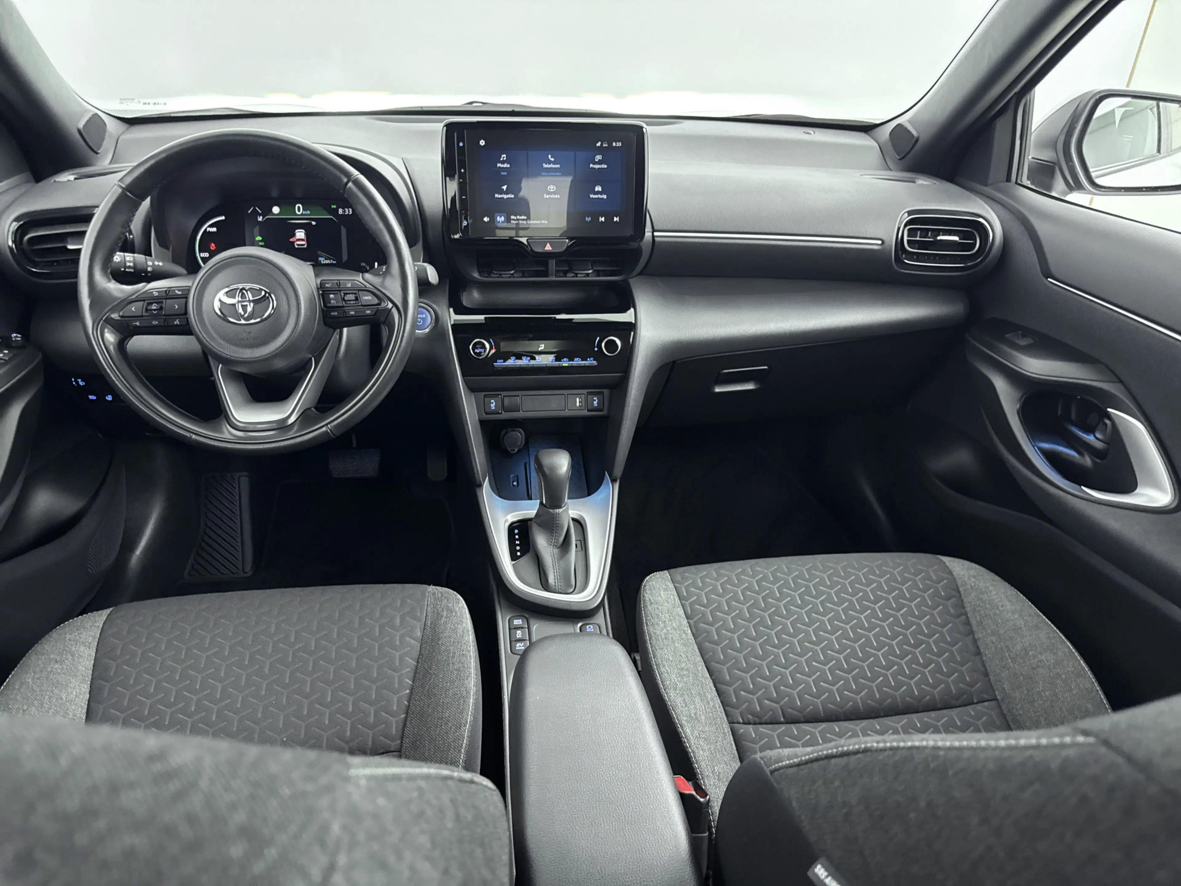 Toyota Yaris Cross 1.5 Hybrid Dynamic | Voorruit-Stuur-Stoelverwarmin — photo 4
