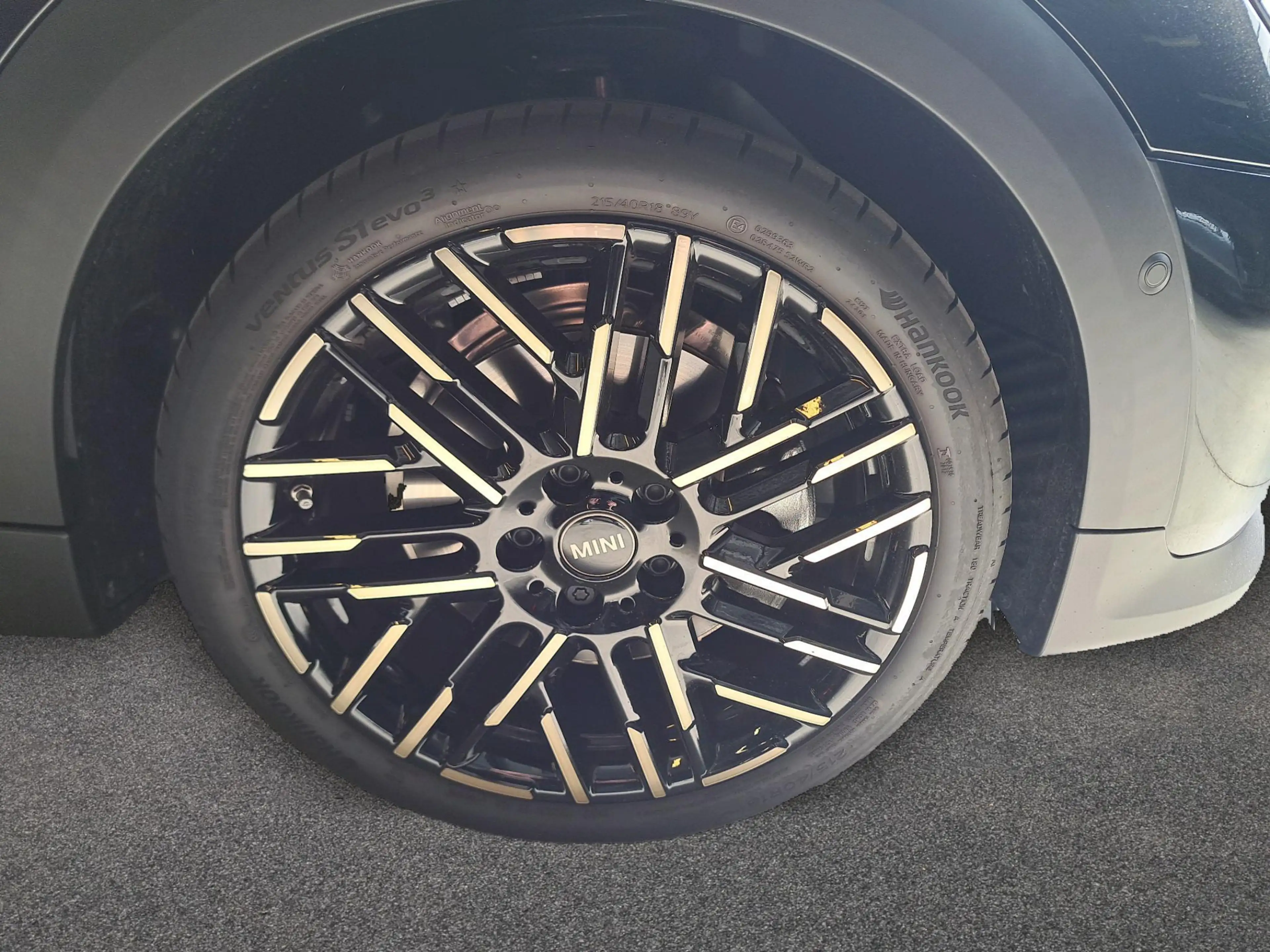MINI Cooper S Cabrio Favoured Trim — photo 10