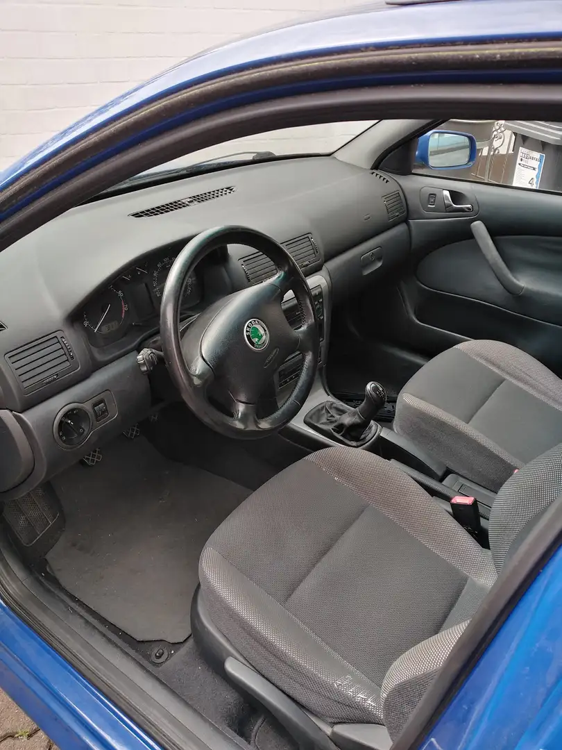 Skoda Octavia Octavia 2.0 Combi Selection Blauw - 2