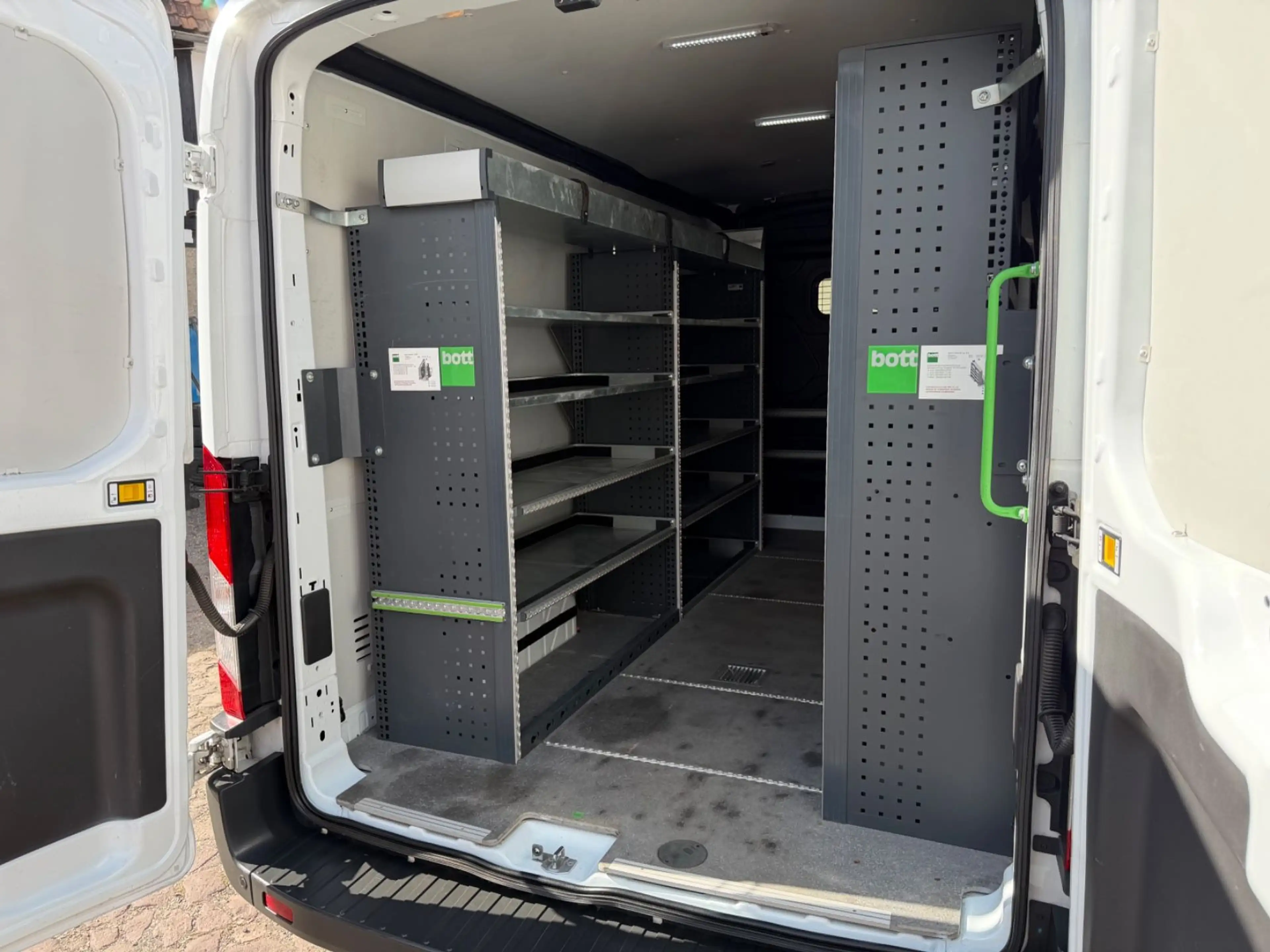 Ford Transit Kasten 350 L3H2 Standheizung — photo 8