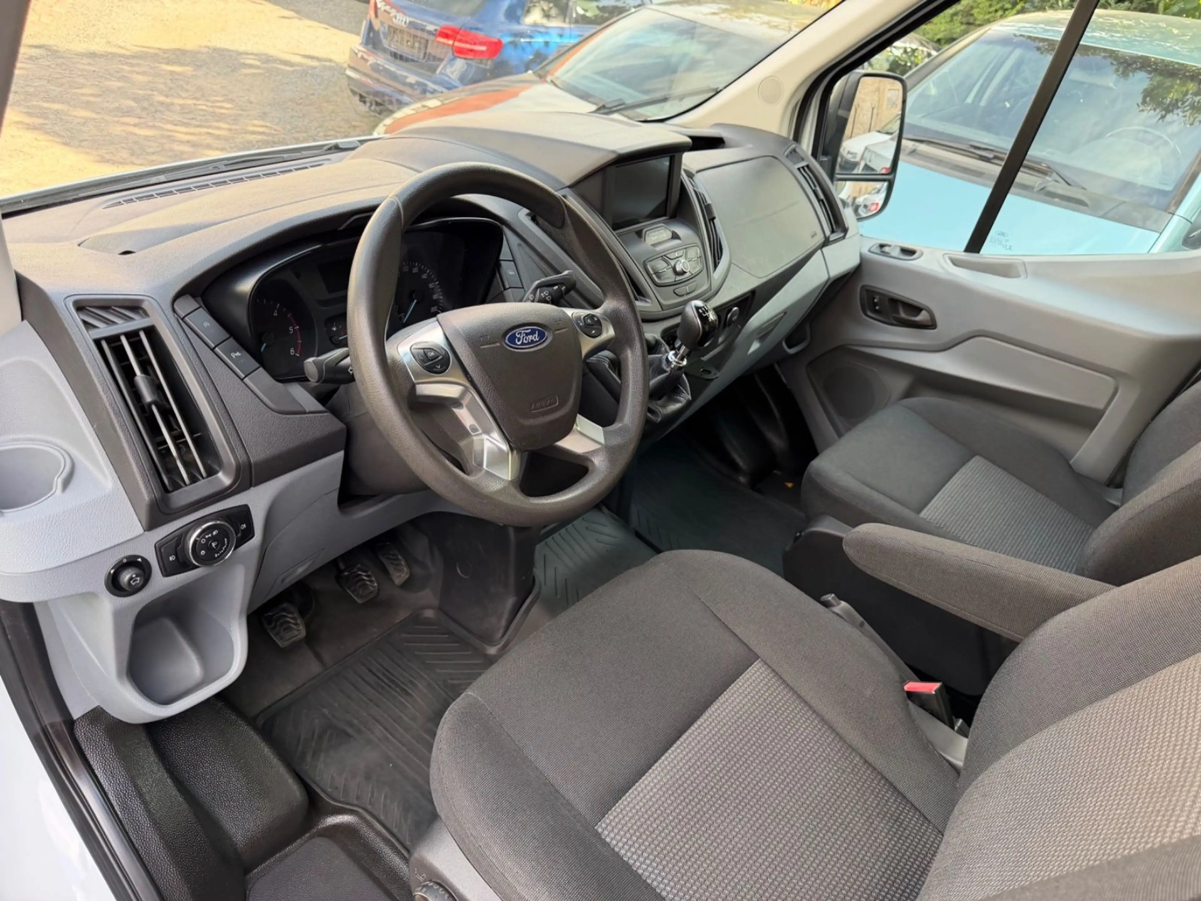 Ford Transit Kasten 350 L3H2 Standheizung — photo 15