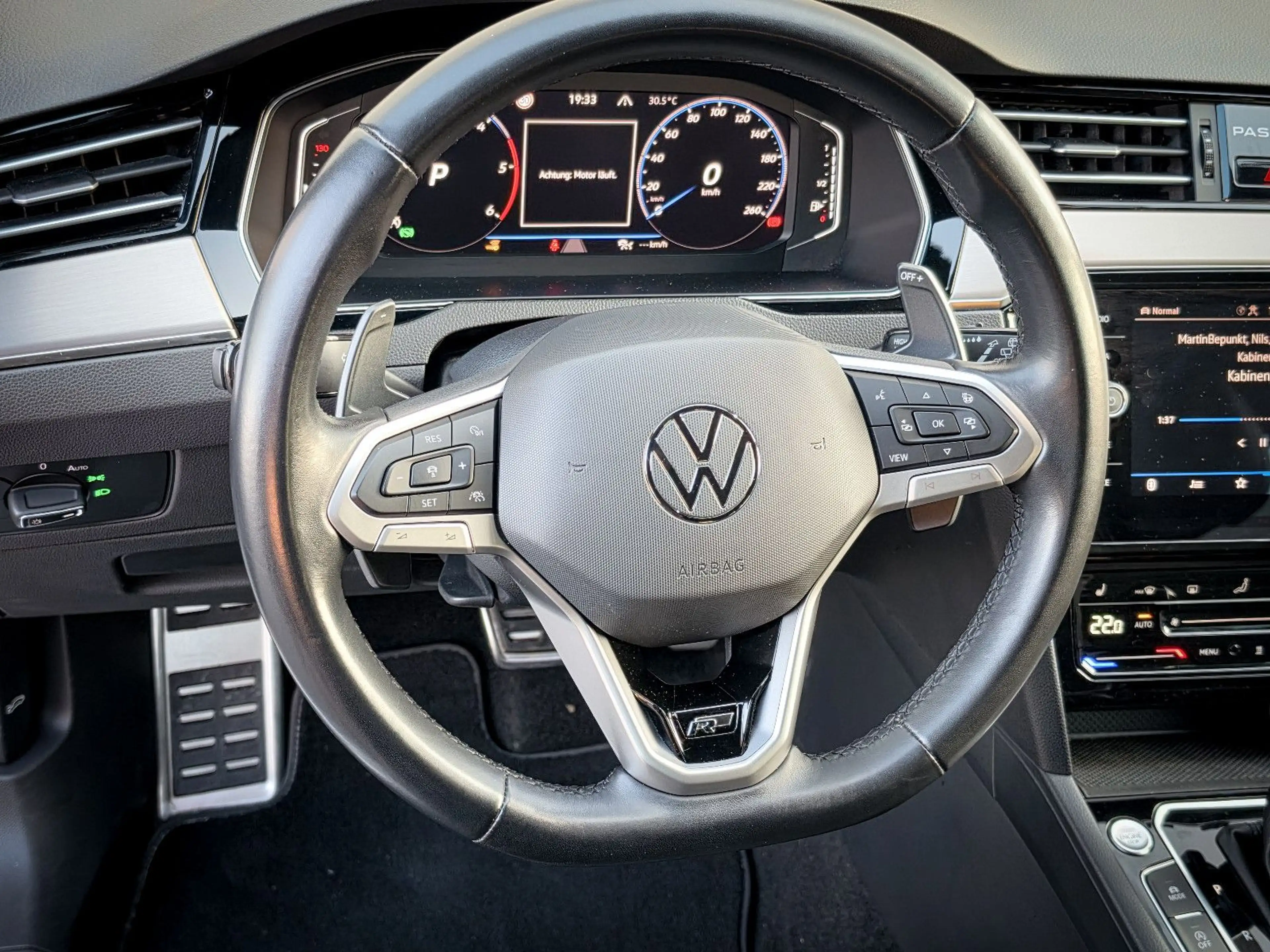 Volkswagen Passat Variant 2.0 TDI R-Line Edition 4Motion — photo 15