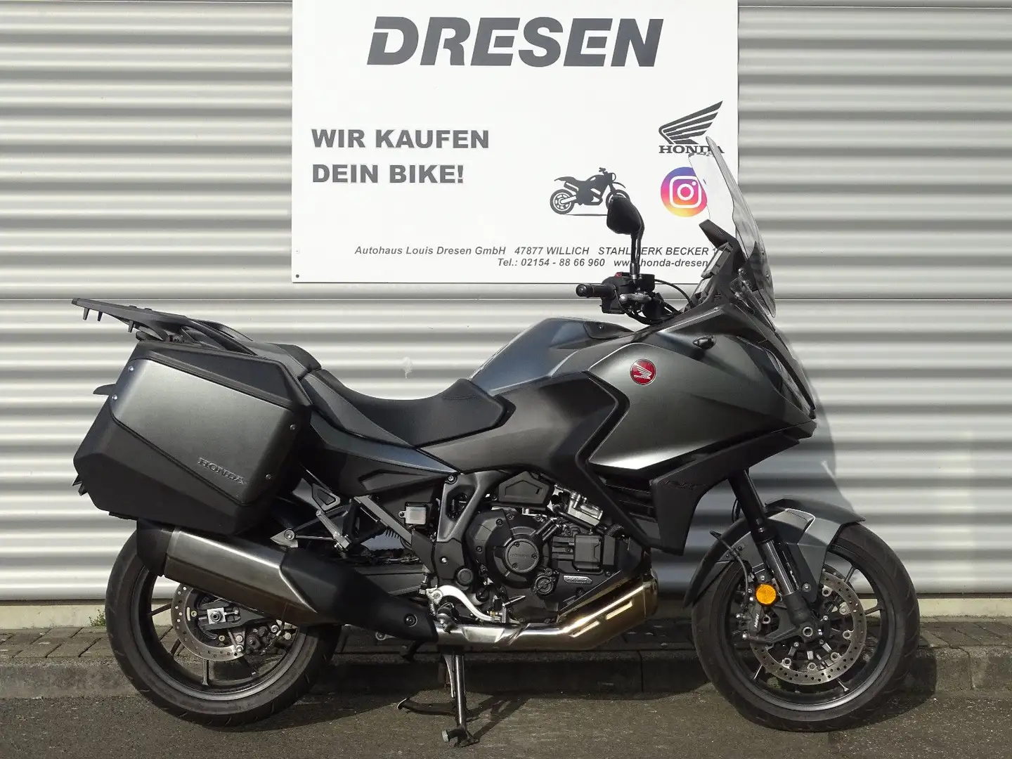 Honda NT 1100 DCT ABS | 2023 | 1. Hand | Plateado - 1