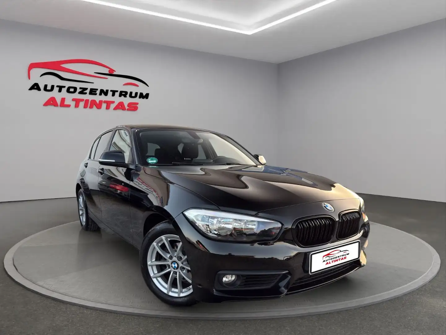 BMW 118 i*FACELIFT*AUTOM*NAVI*PDC*MFL*SHZ*TEMPOMAT* - 2