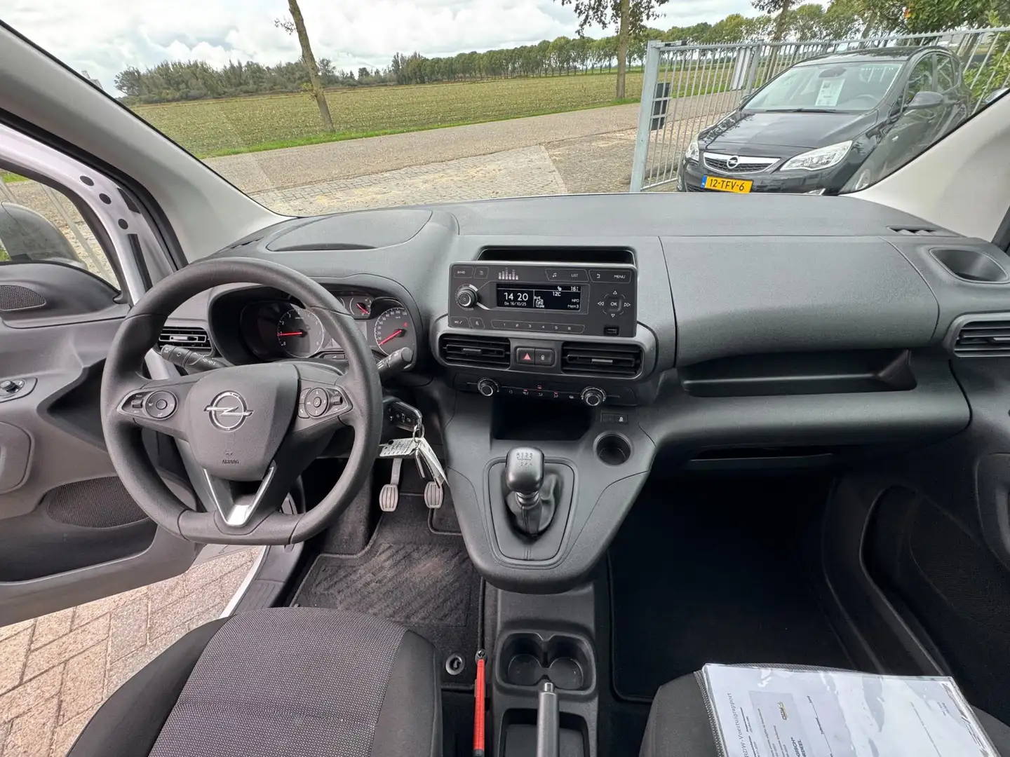 Opel Combo 1.2 PureTech 110 S&S L2 TREKHAAK / BLUETOOTH / LAA Wit - 2
