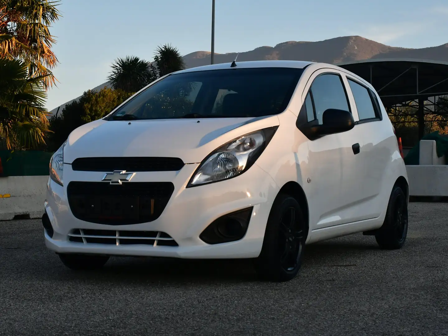 Chevrolet Spark 1.0 LS + Bianco - 1