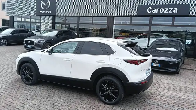 Mazda CX-30 view 4