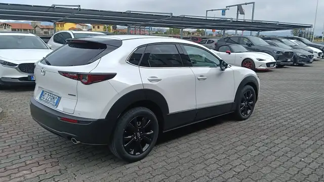 Mazda CX-30 view 8