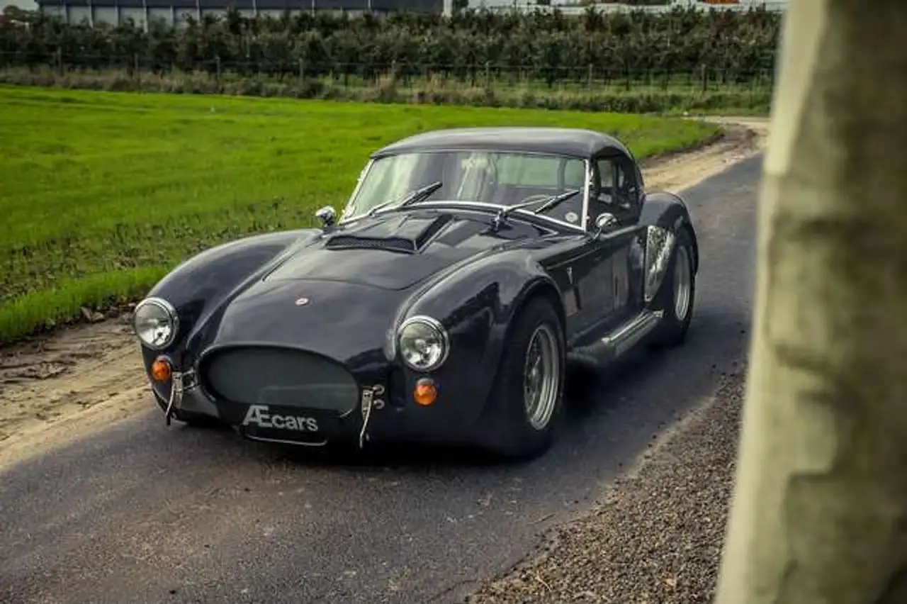 AC Cobra *** COBRA / JAGUAR DAX / V12 / HARDTOP ***, foto 3