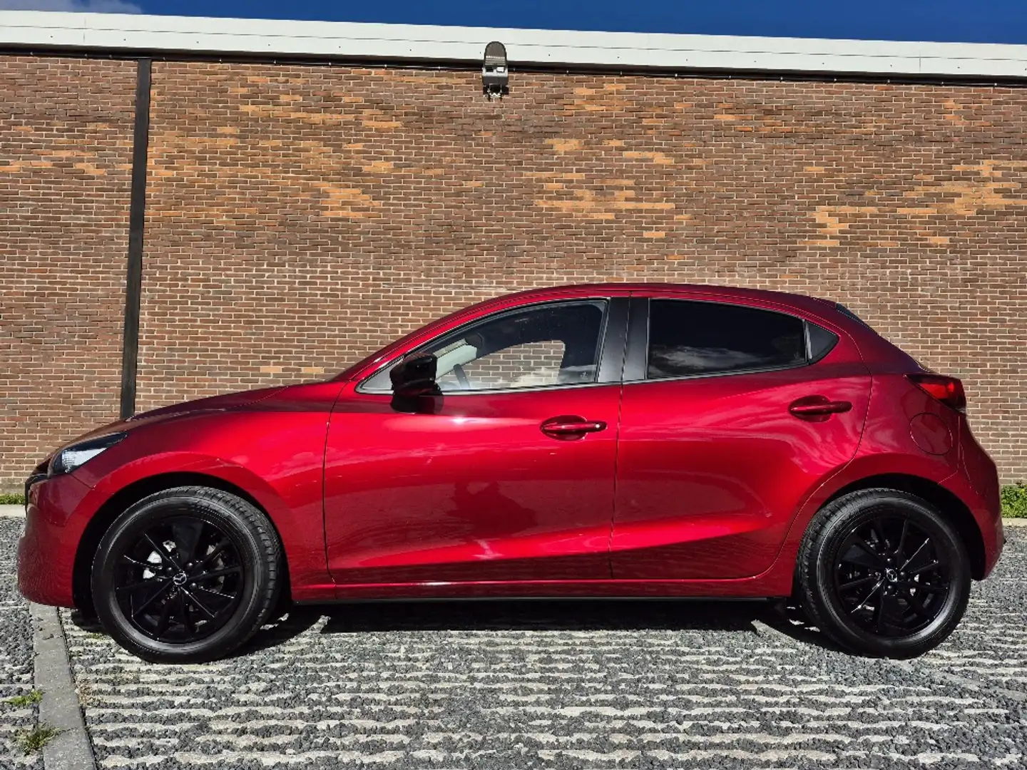 Mazda 2 1.5 e-SkyActiv-G 90 Homura Achteruitrijcamera | Ap Rouge - 2