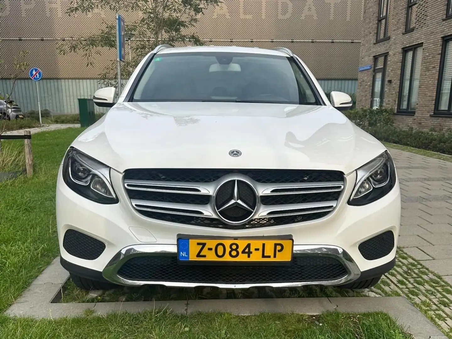 Mercedes-Benz GLC 350 350e+Amb. Blanc - 1