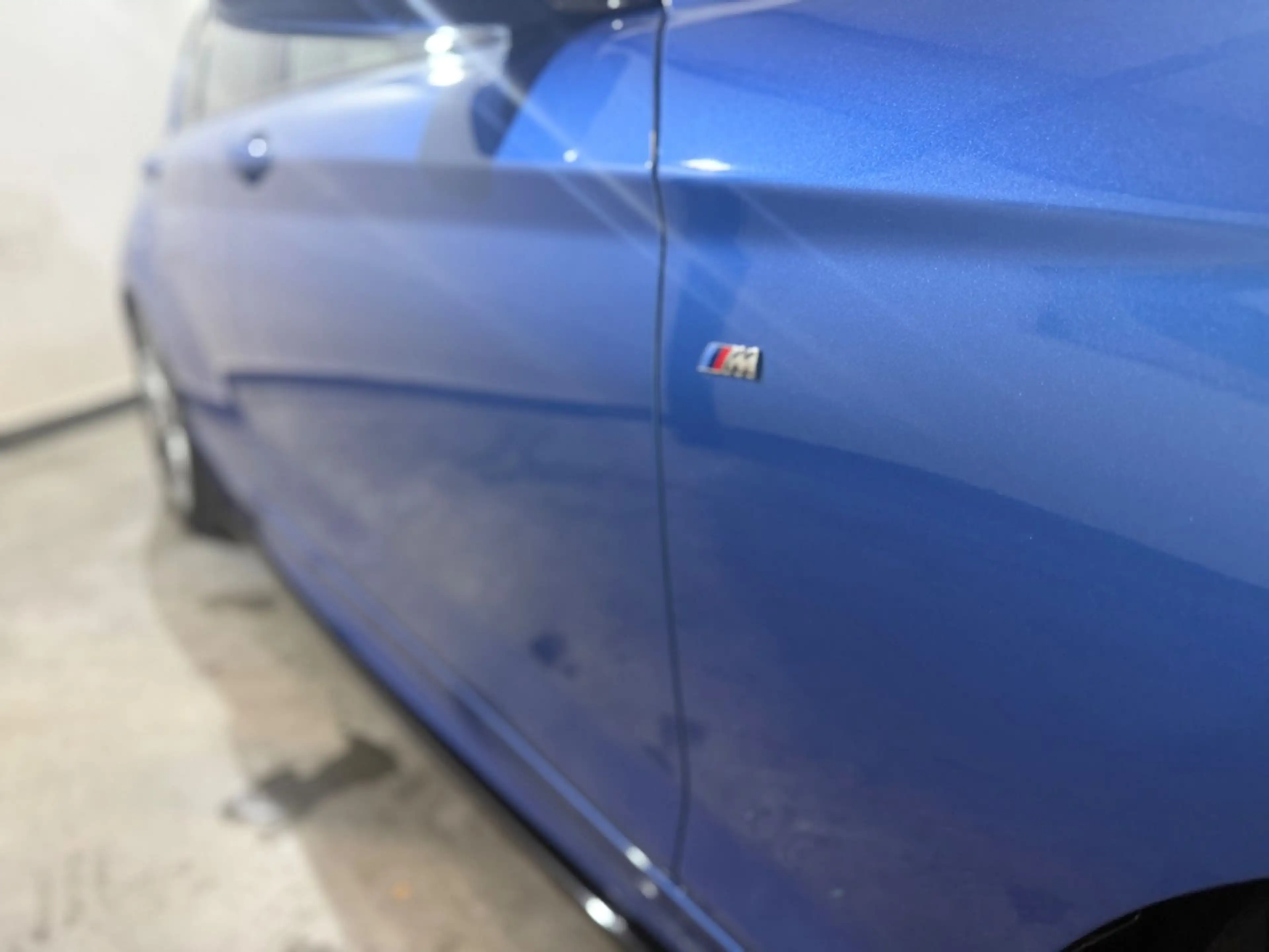 BMW 140 Limousine Special Edition H&K Kamera — photo 10